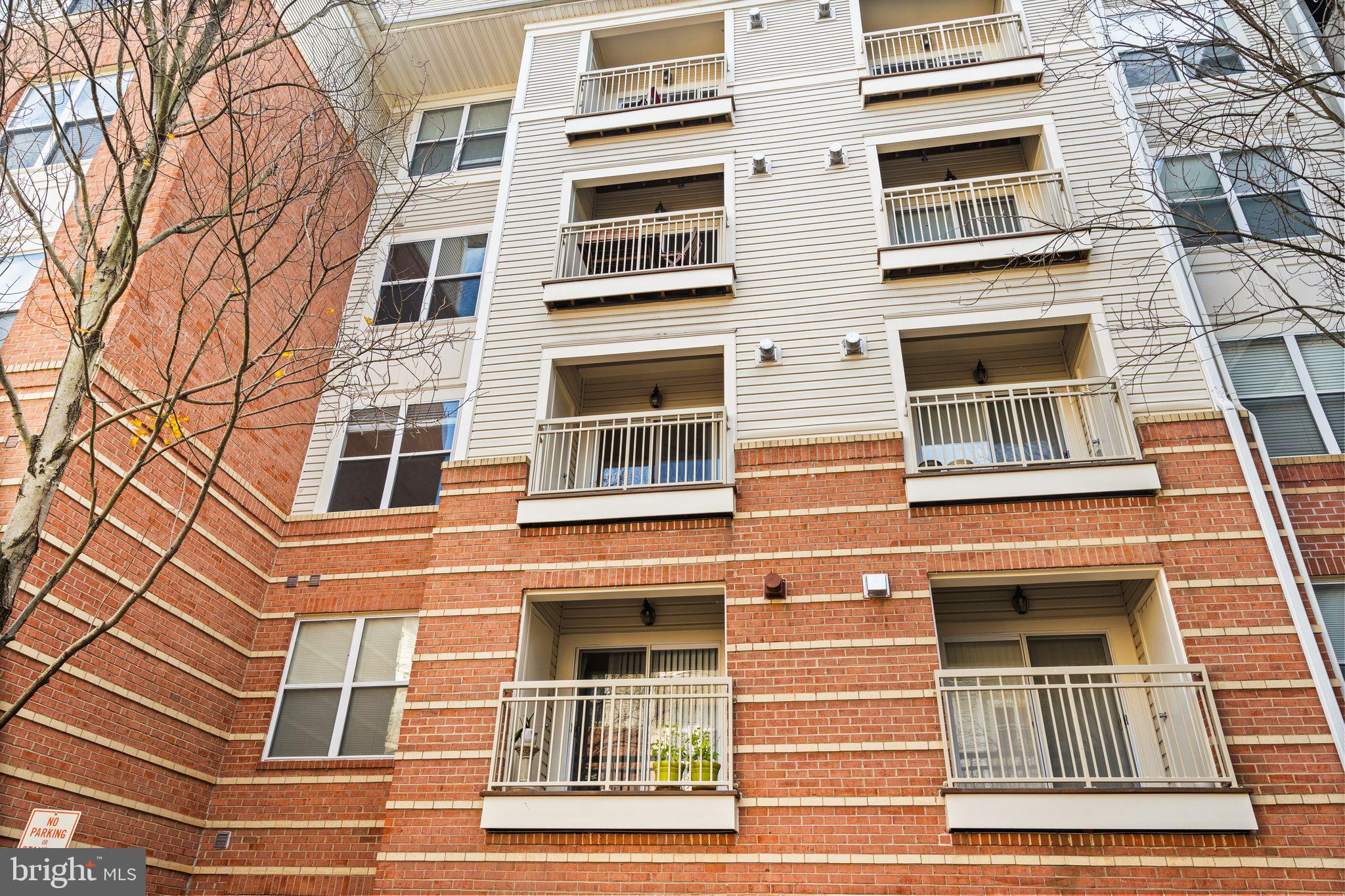 MARQUIS AT VIENNA STATION - Residential