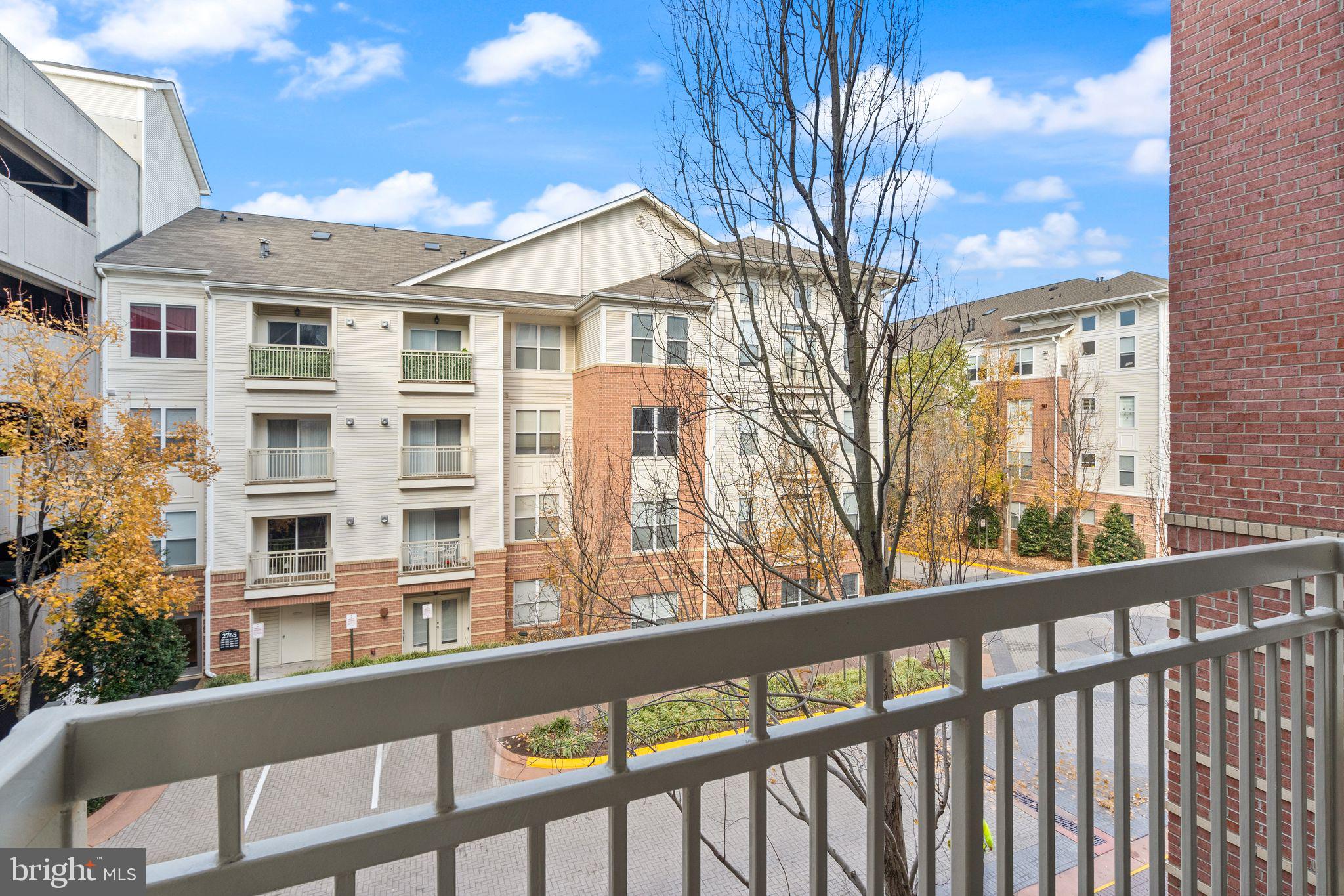 MARQUIS AT VIENNA STATION - Residential