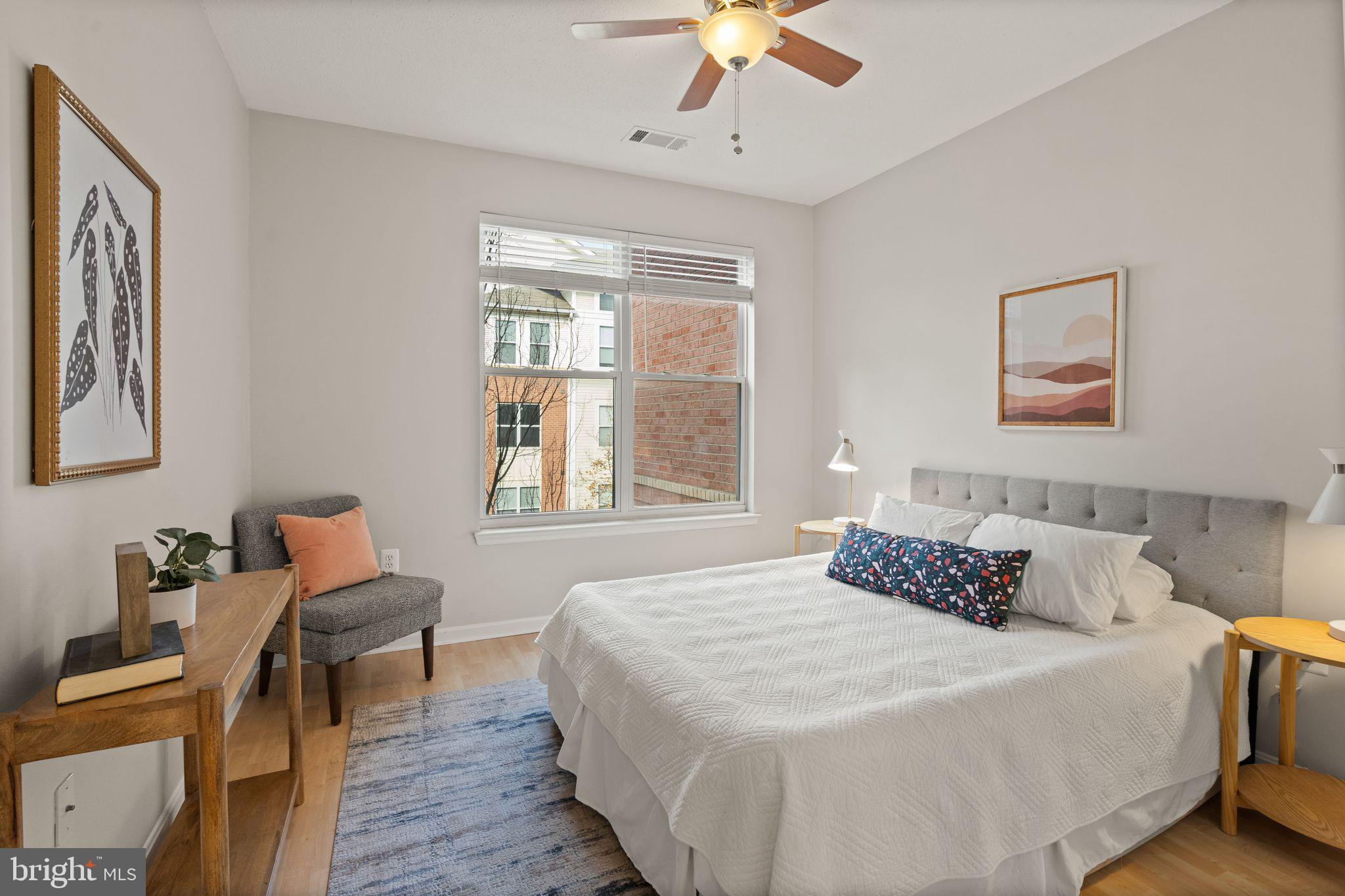 MARQUIS AT VIENNA STATION - Residential