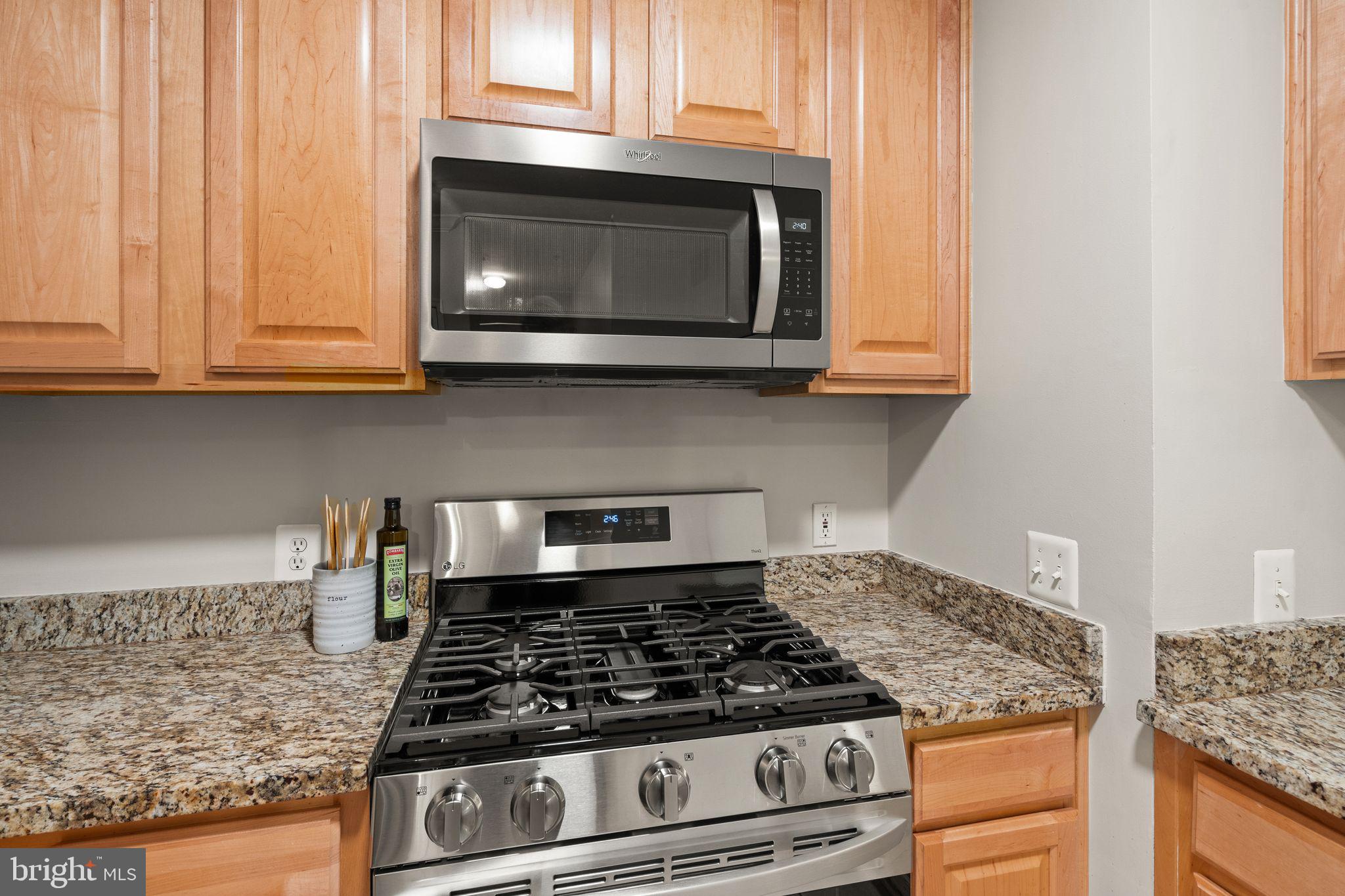 MARQUIS AT VIENNA STATION - Residential