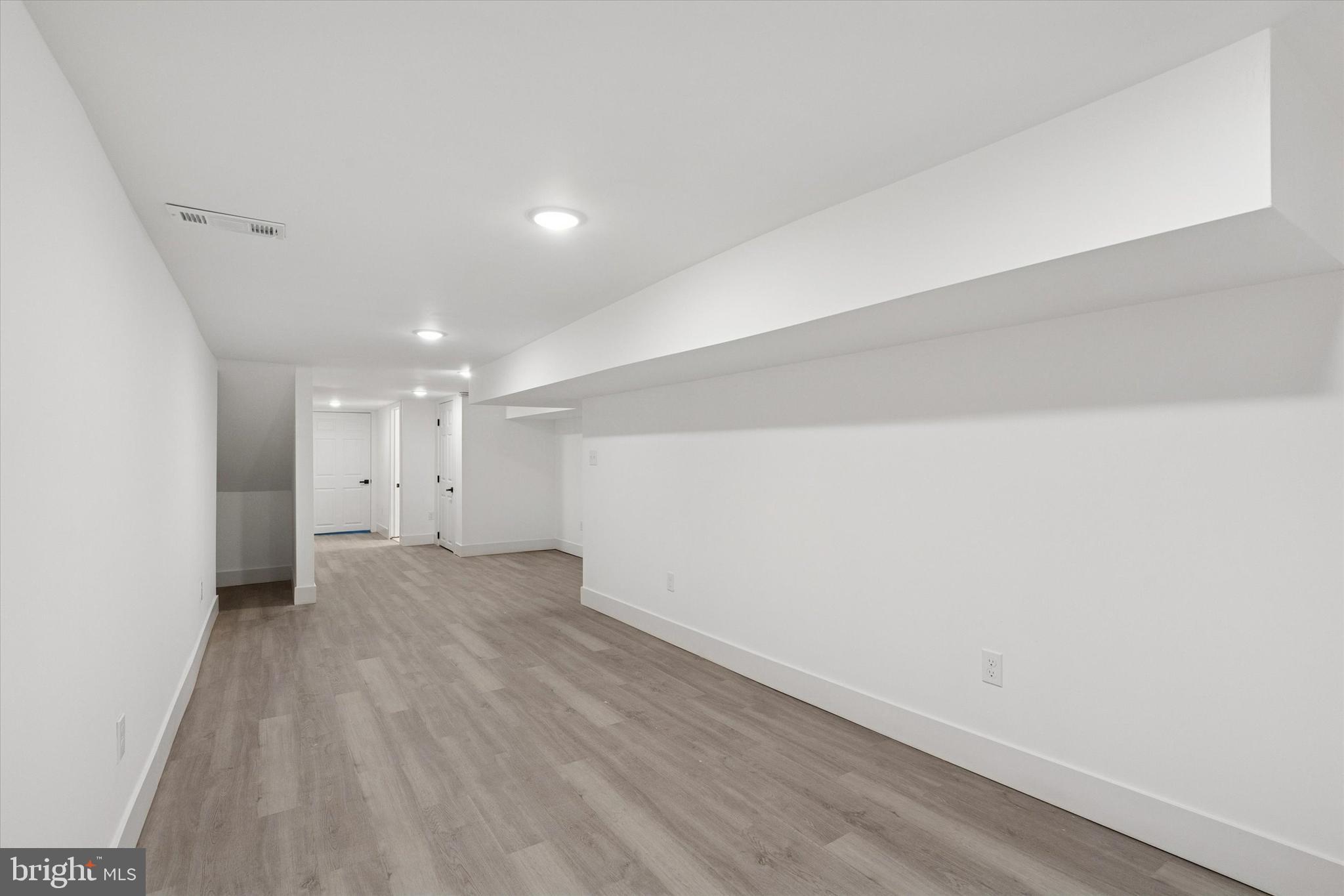 COBBS CREEK - Residential