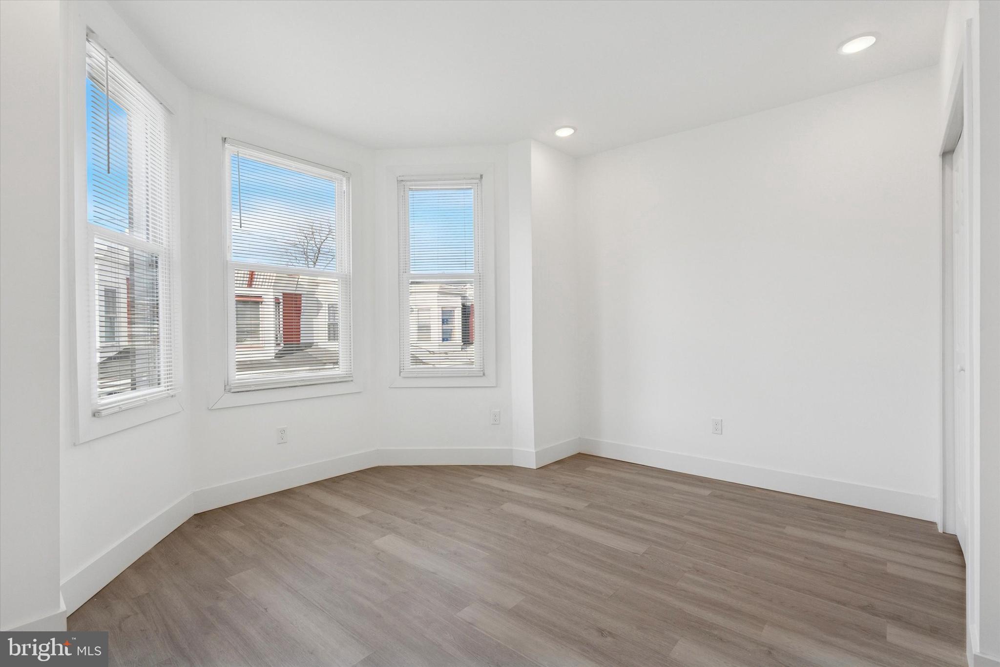 COBBS CREEK - Residential