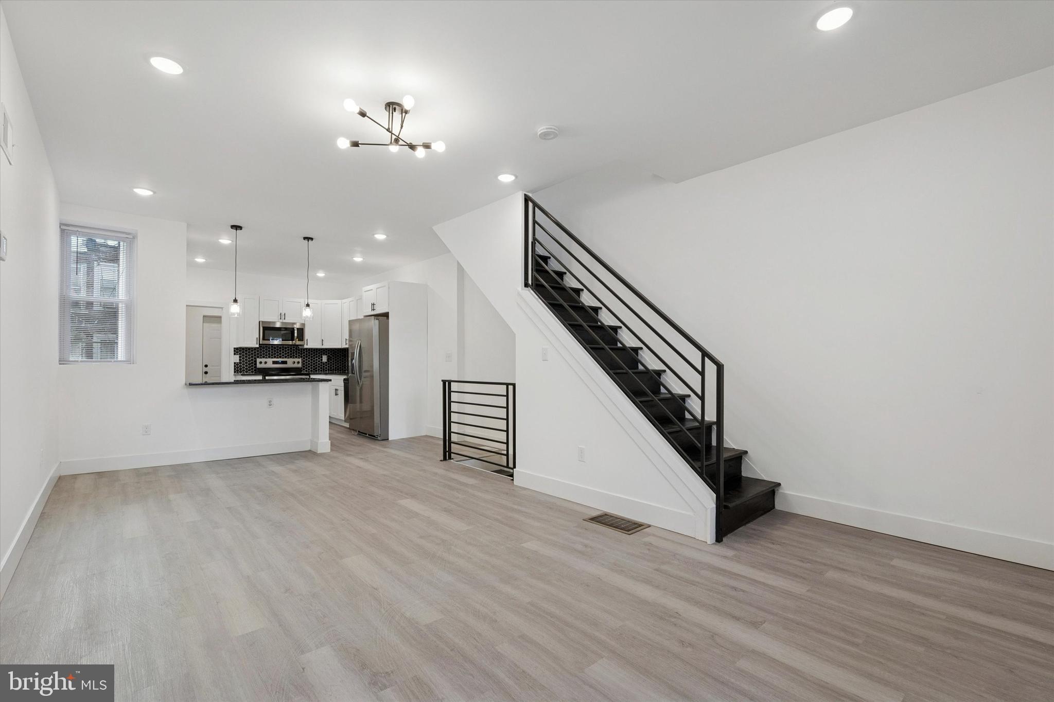 COBBS CREEK - Residential