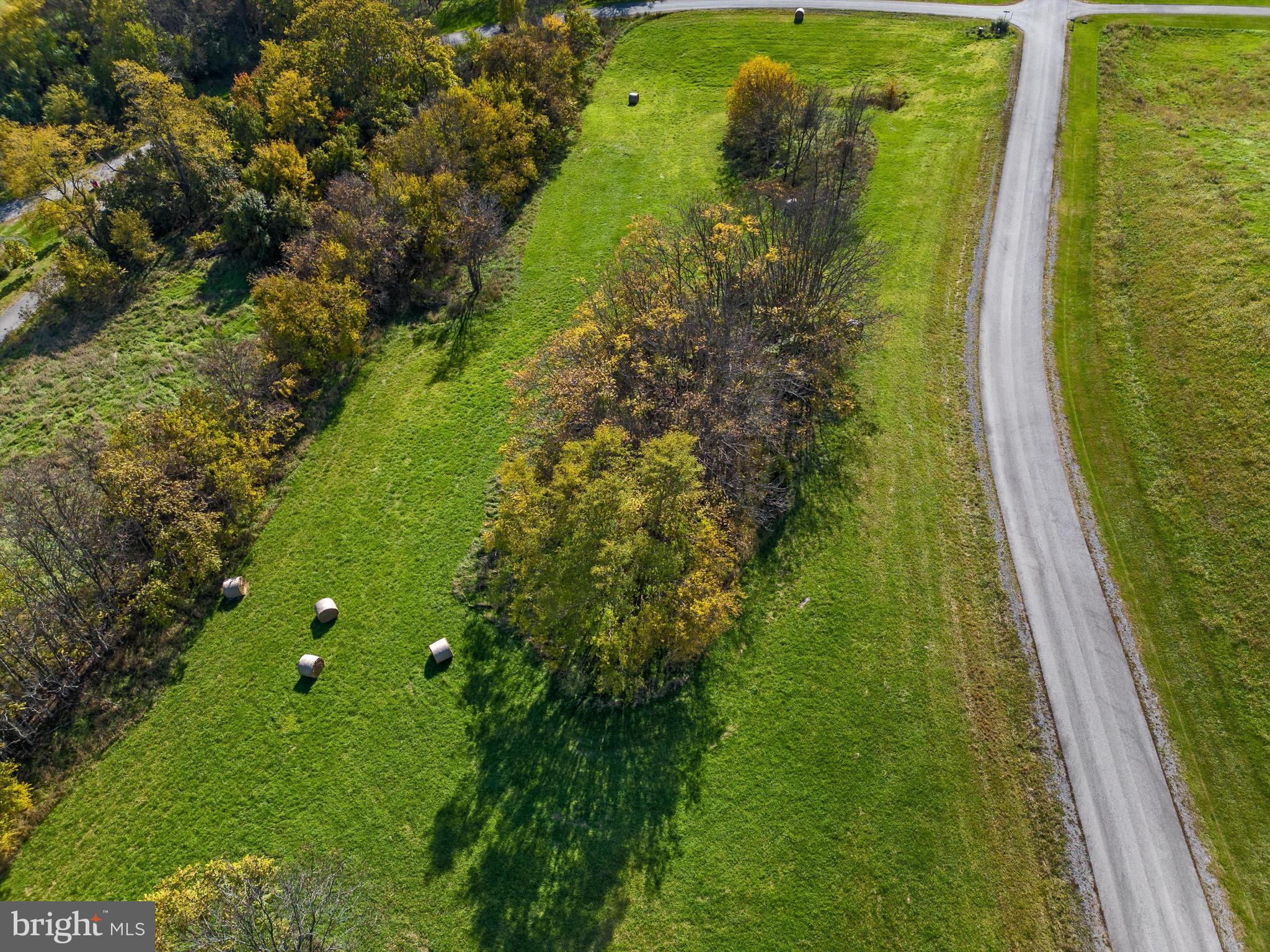 CROFTS-SHEPHERDSTOWN - Land