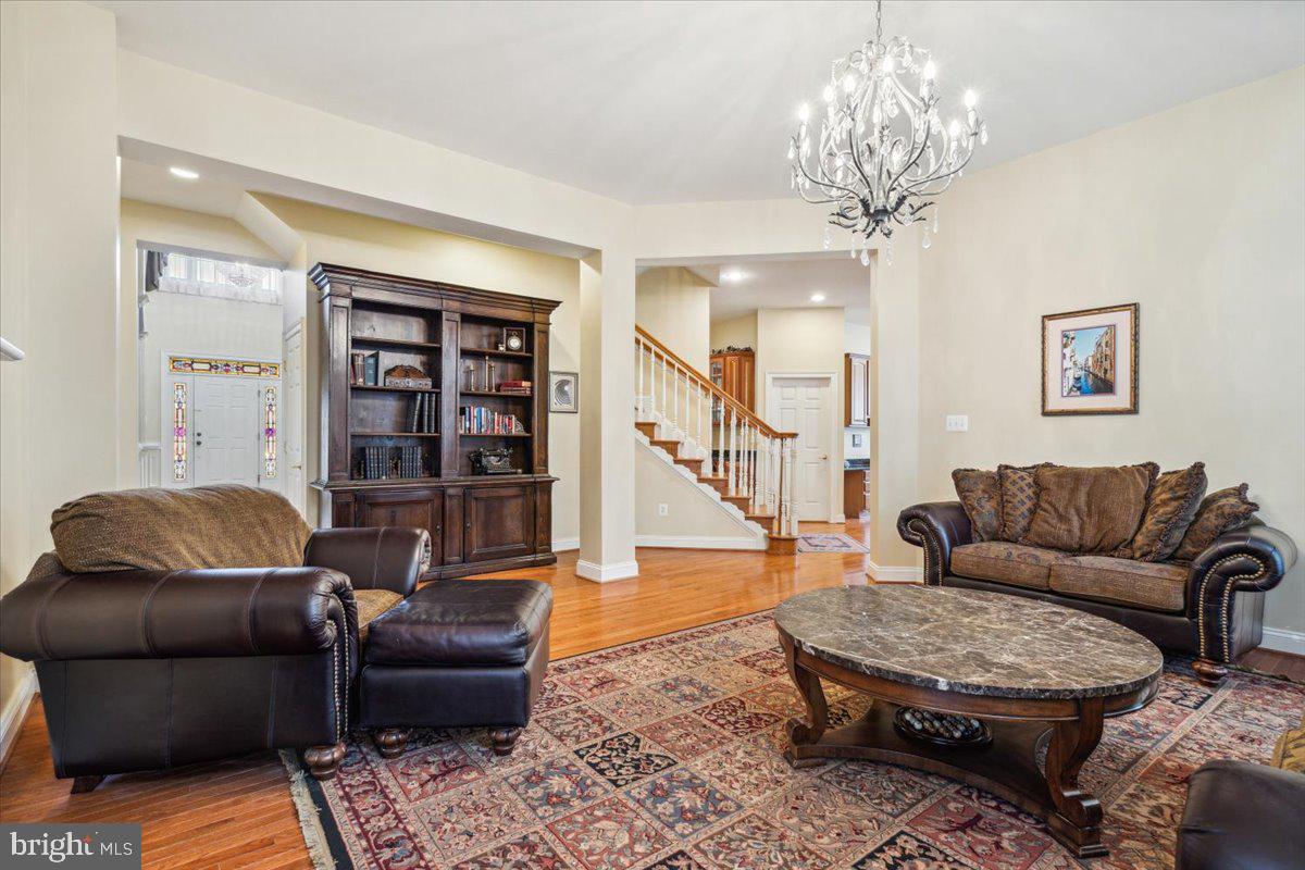 VILLAGES OF URBANA - Residential