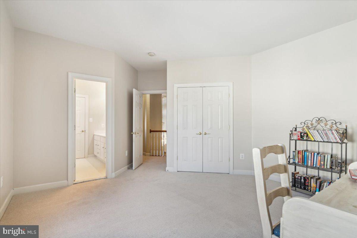 VILLAGES OF URBANA - Residential