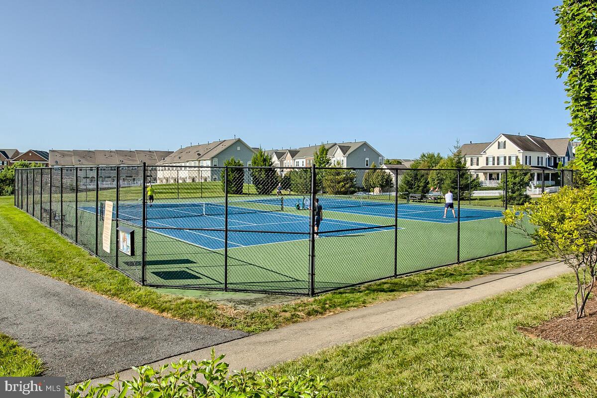 VILLAGES OF URBANA - Residential