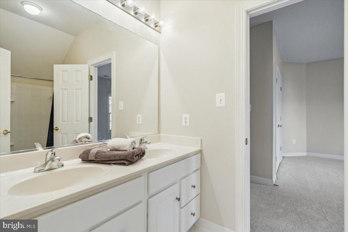 VILLAGES OF URBANA - Residential