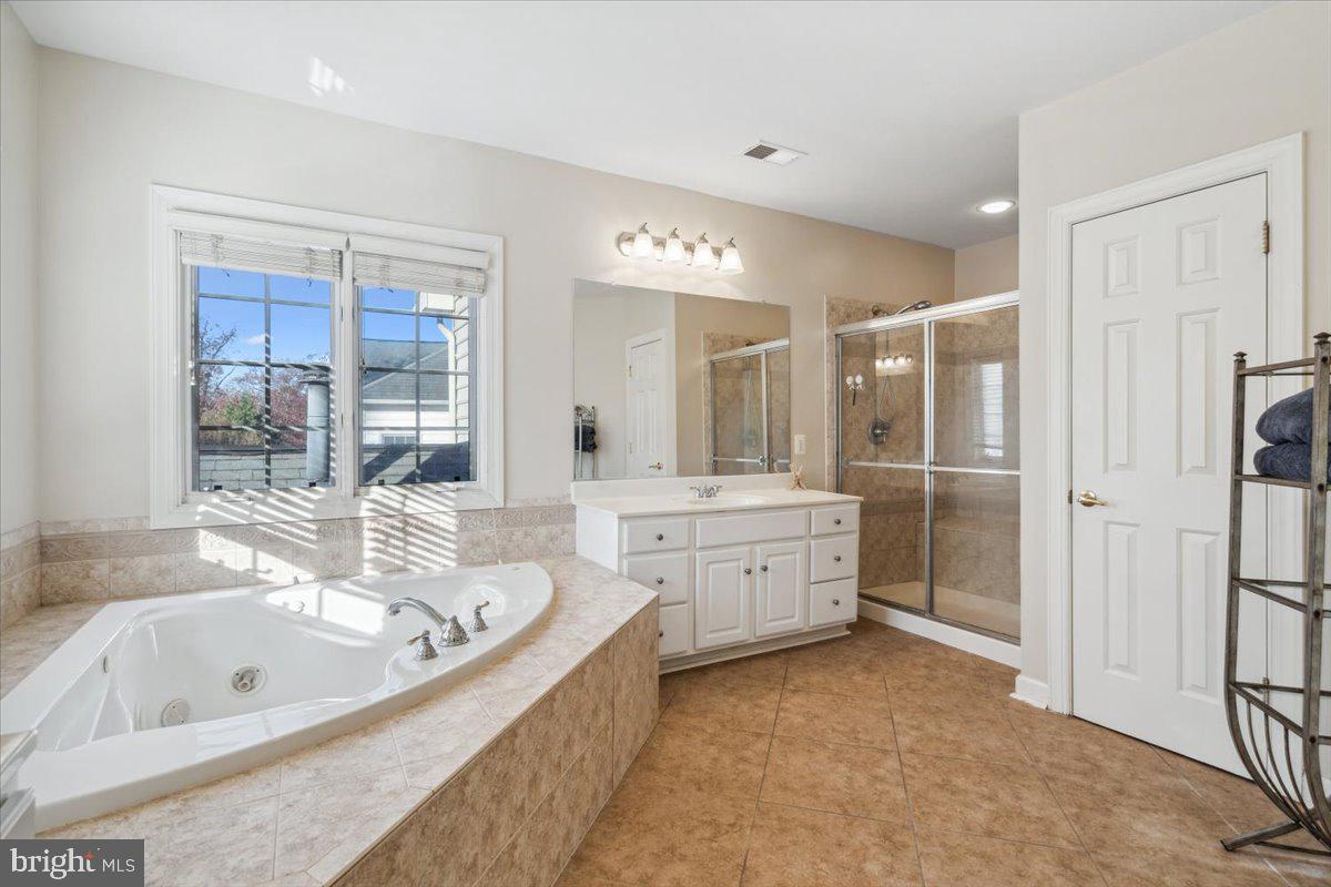 VILLAGES OF URBANA - Residential