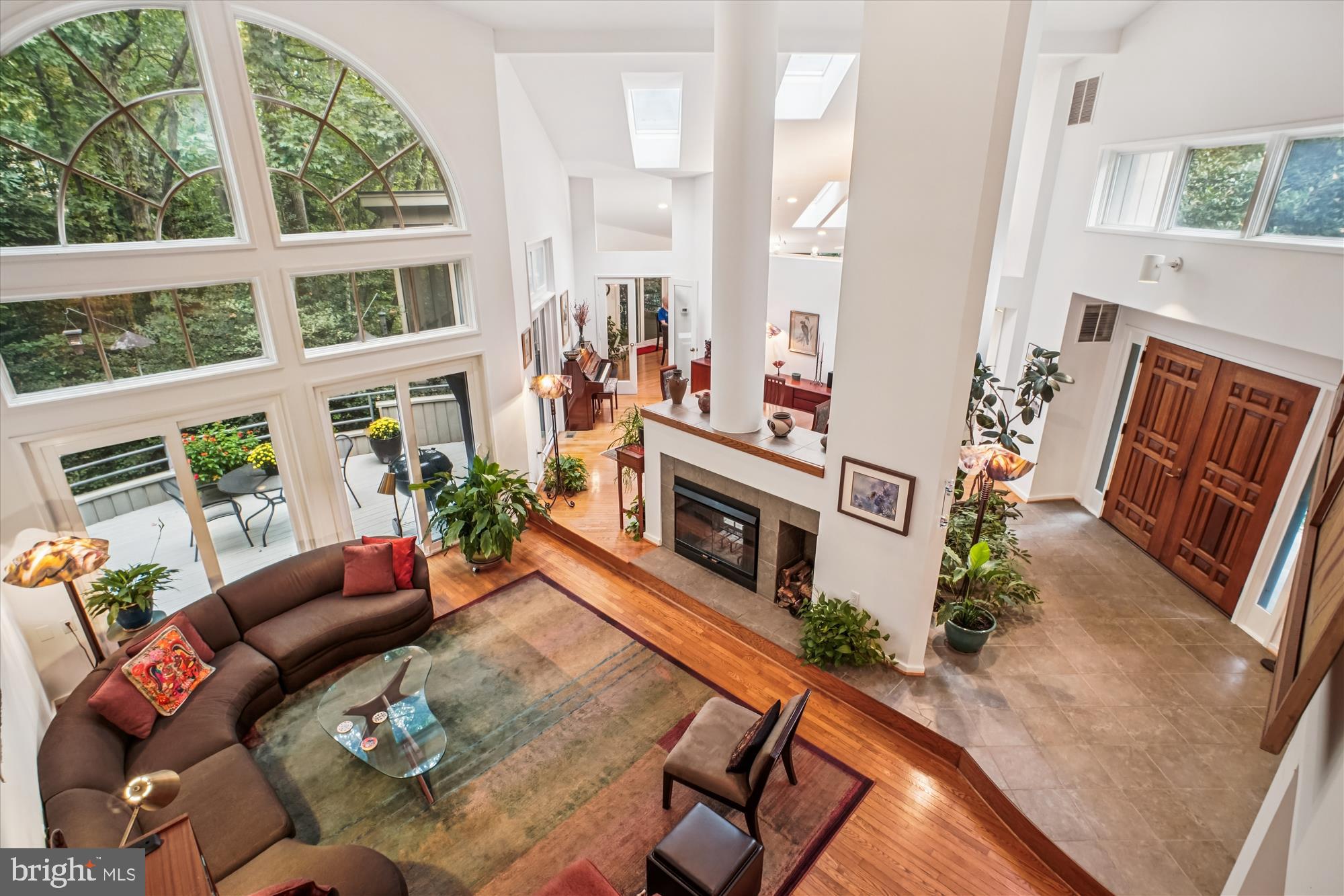 RESTON - Residential