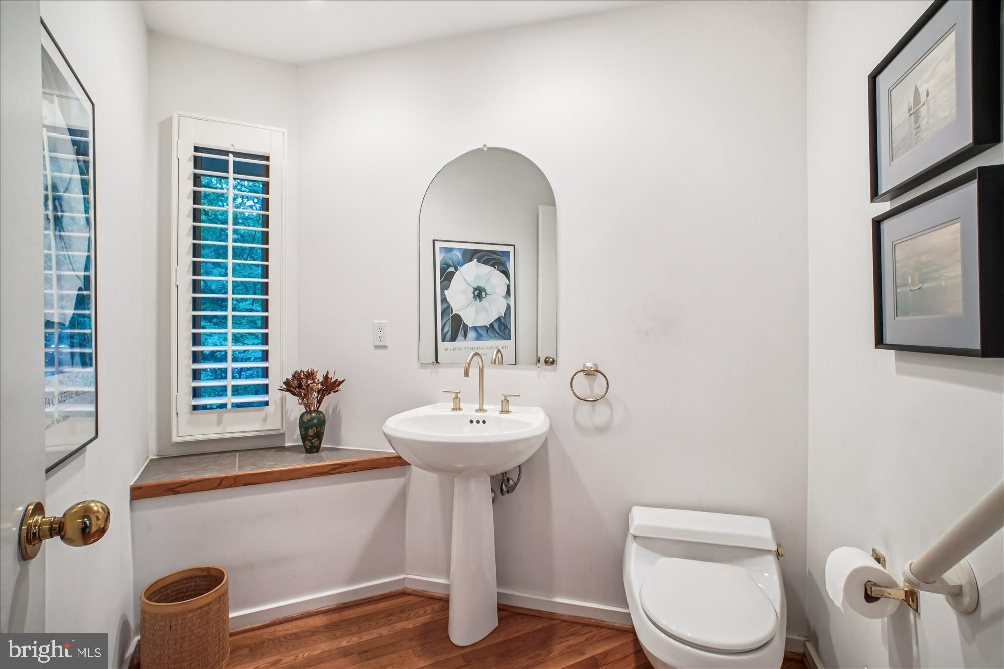 RESTON - Residential