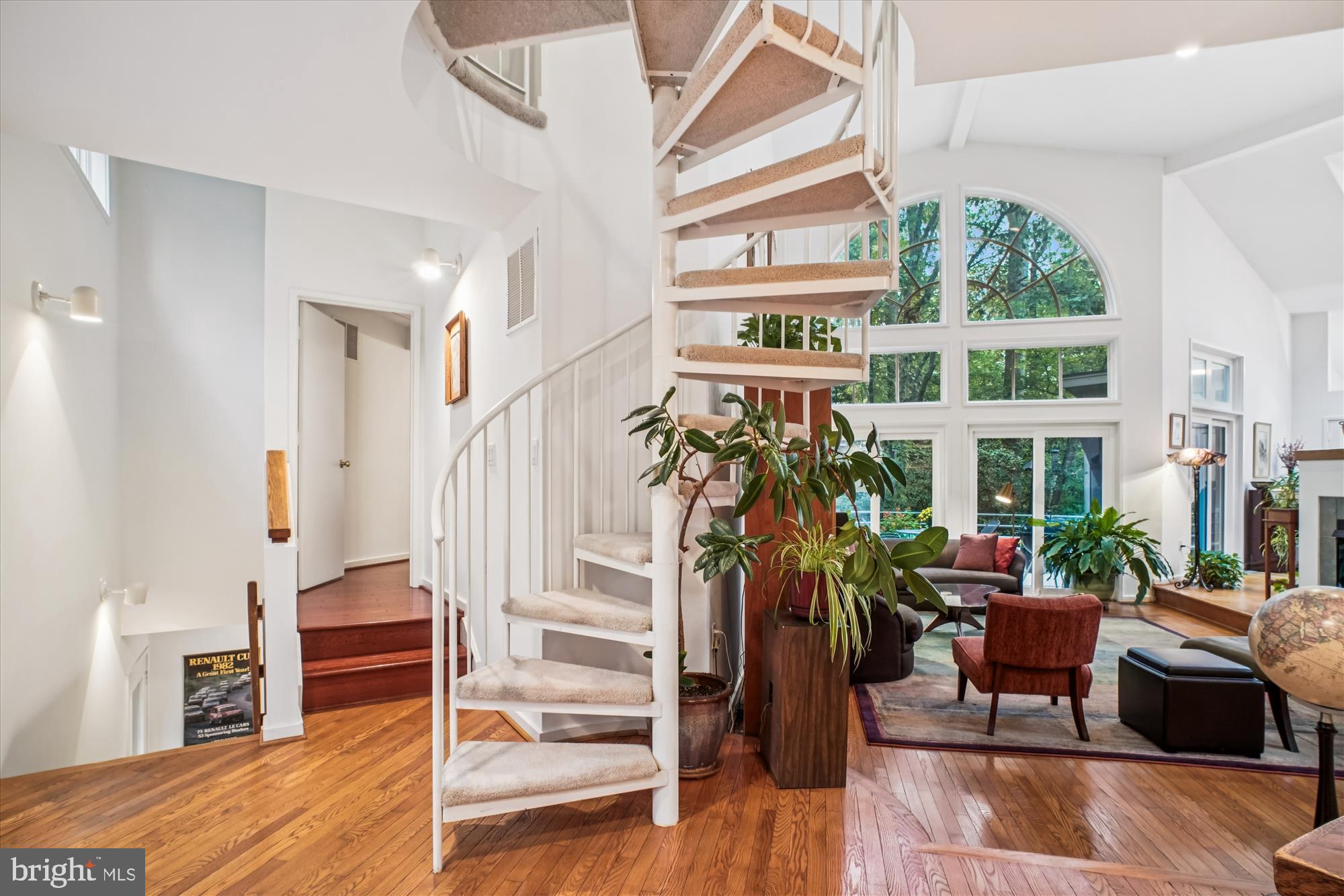 RESTON - Residential