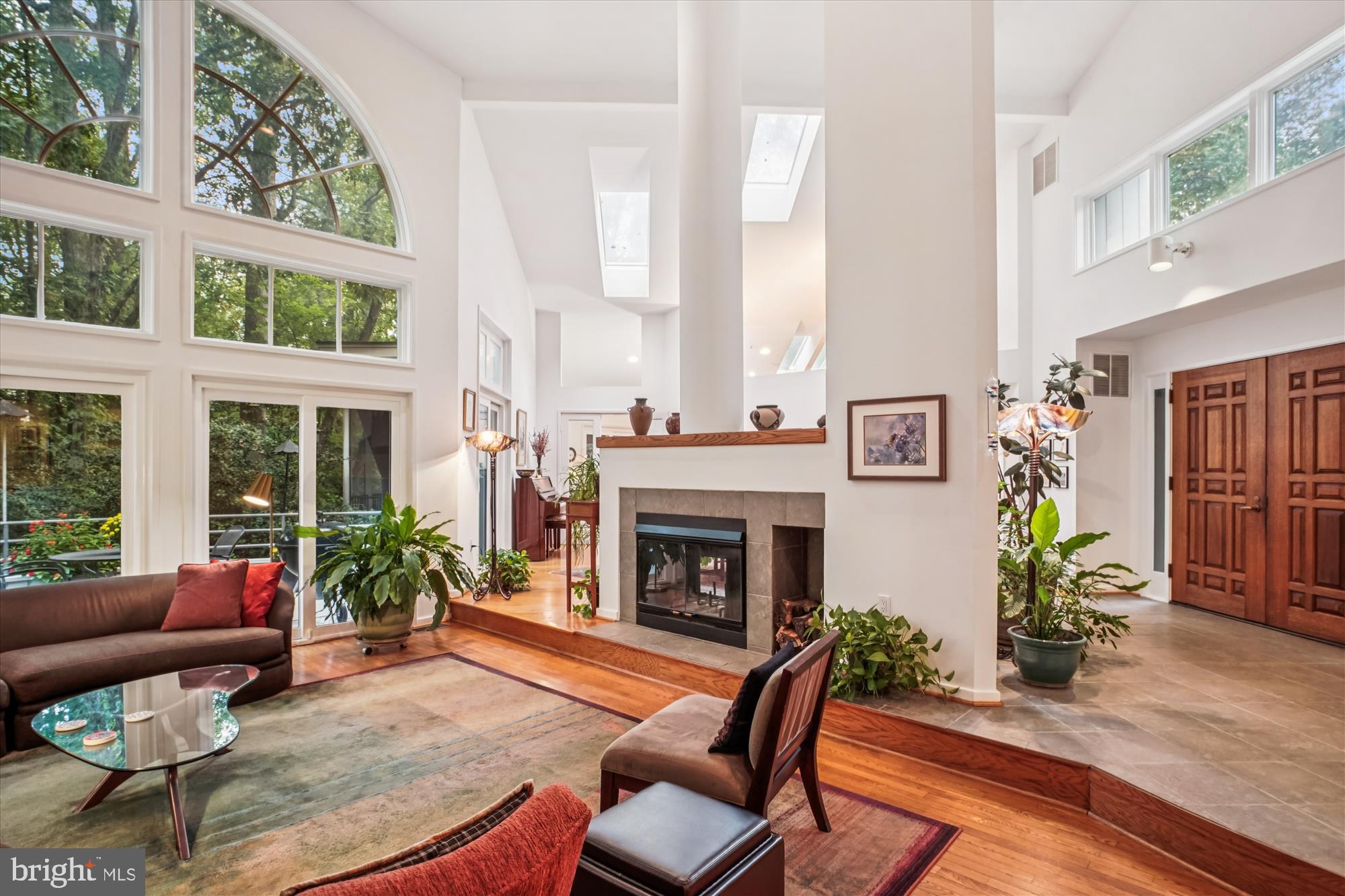 RESTON - Residential