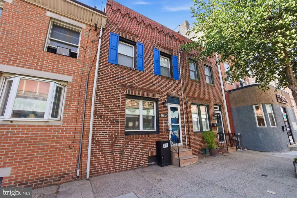 Photo of 1102 S Front Street 1/2, PHILADELPHIA, PA 19147 (MLS # PAPH2627404)