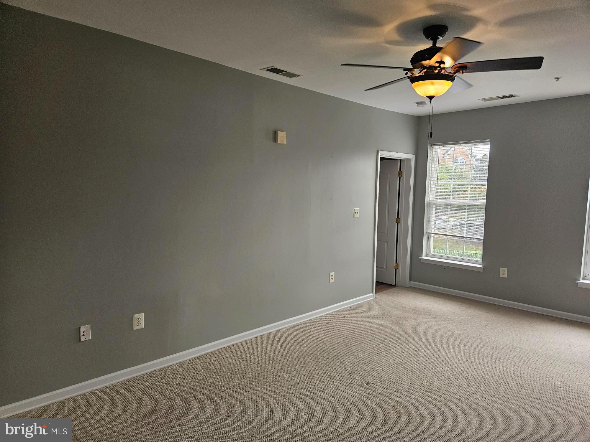 THE RESERVE CONDOMINIUMS - Residential Lease