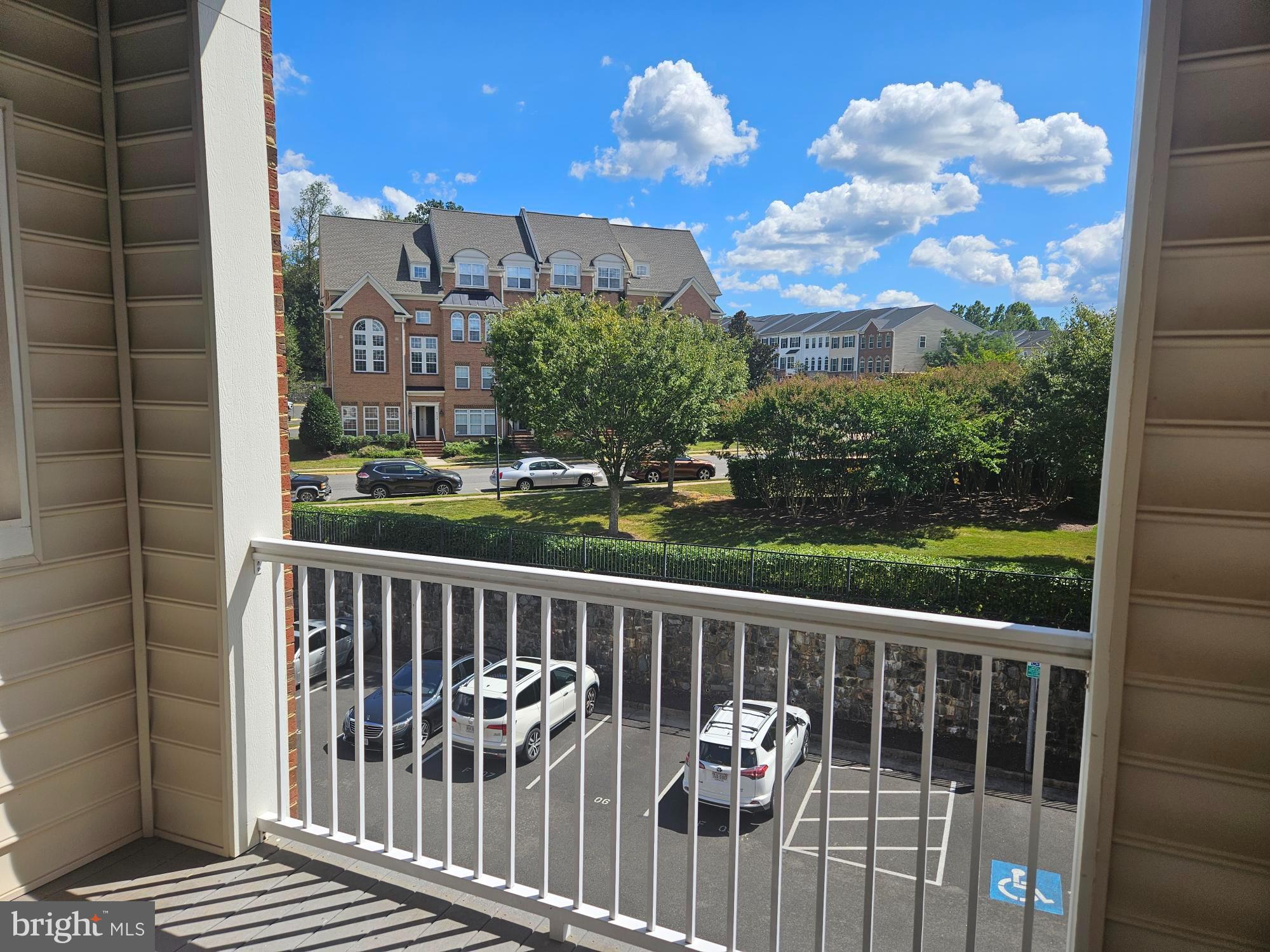 THE RESERVE CONDOMINIUMS - Residential Lease