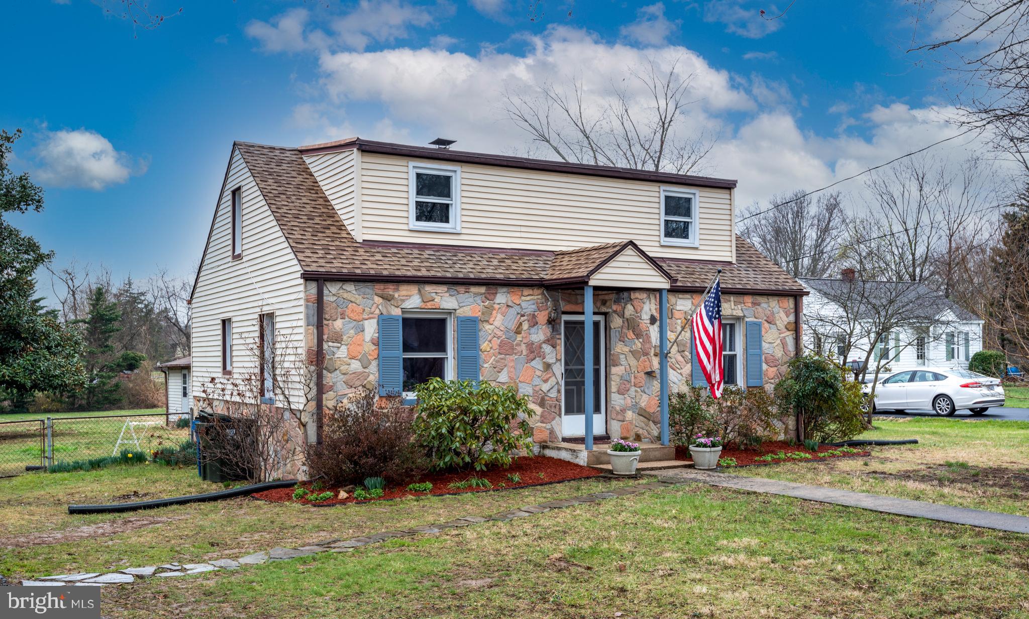 WOODLAWN ACRES - Residential