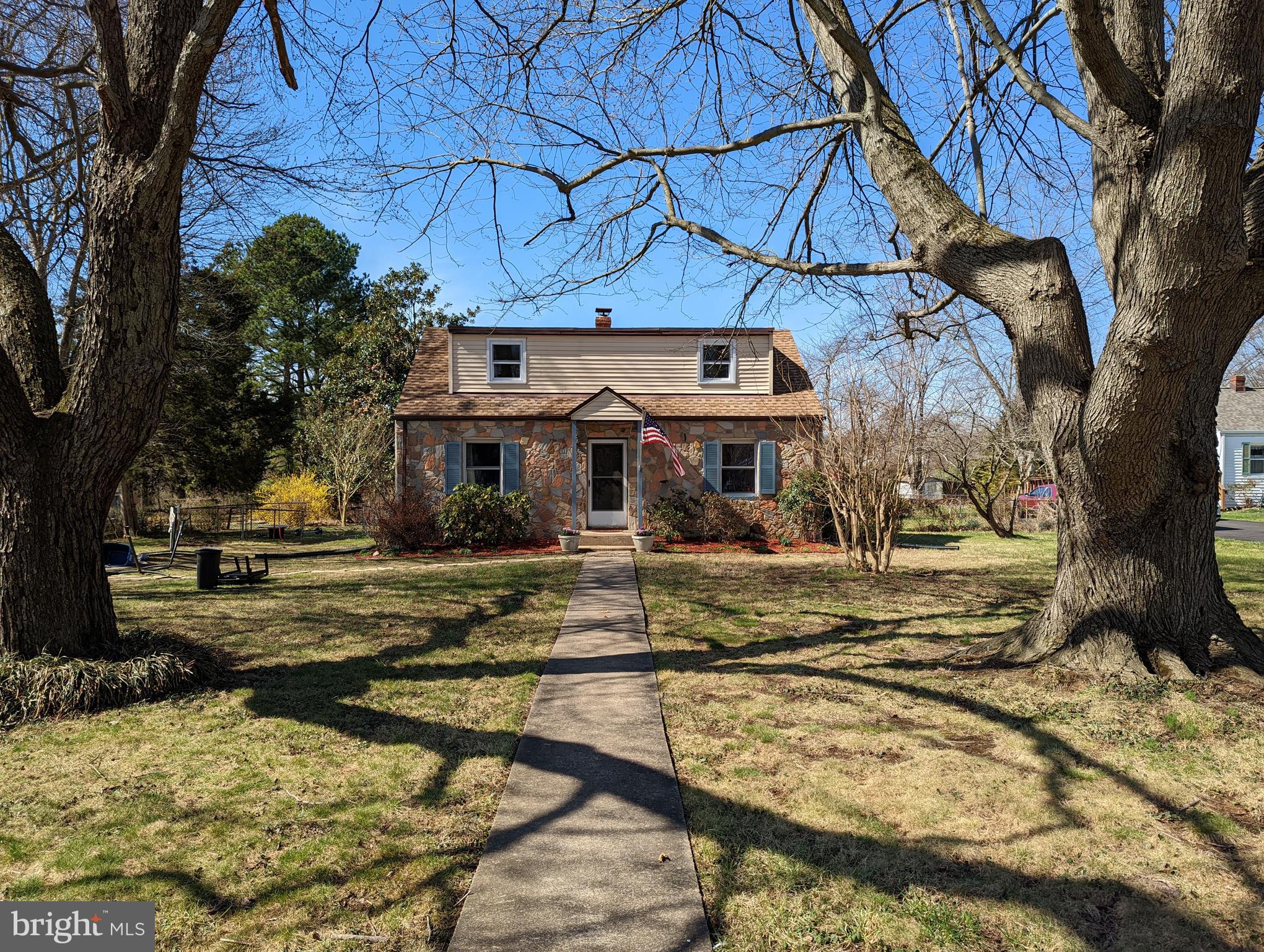 WOODLAWN ACRES - Residential