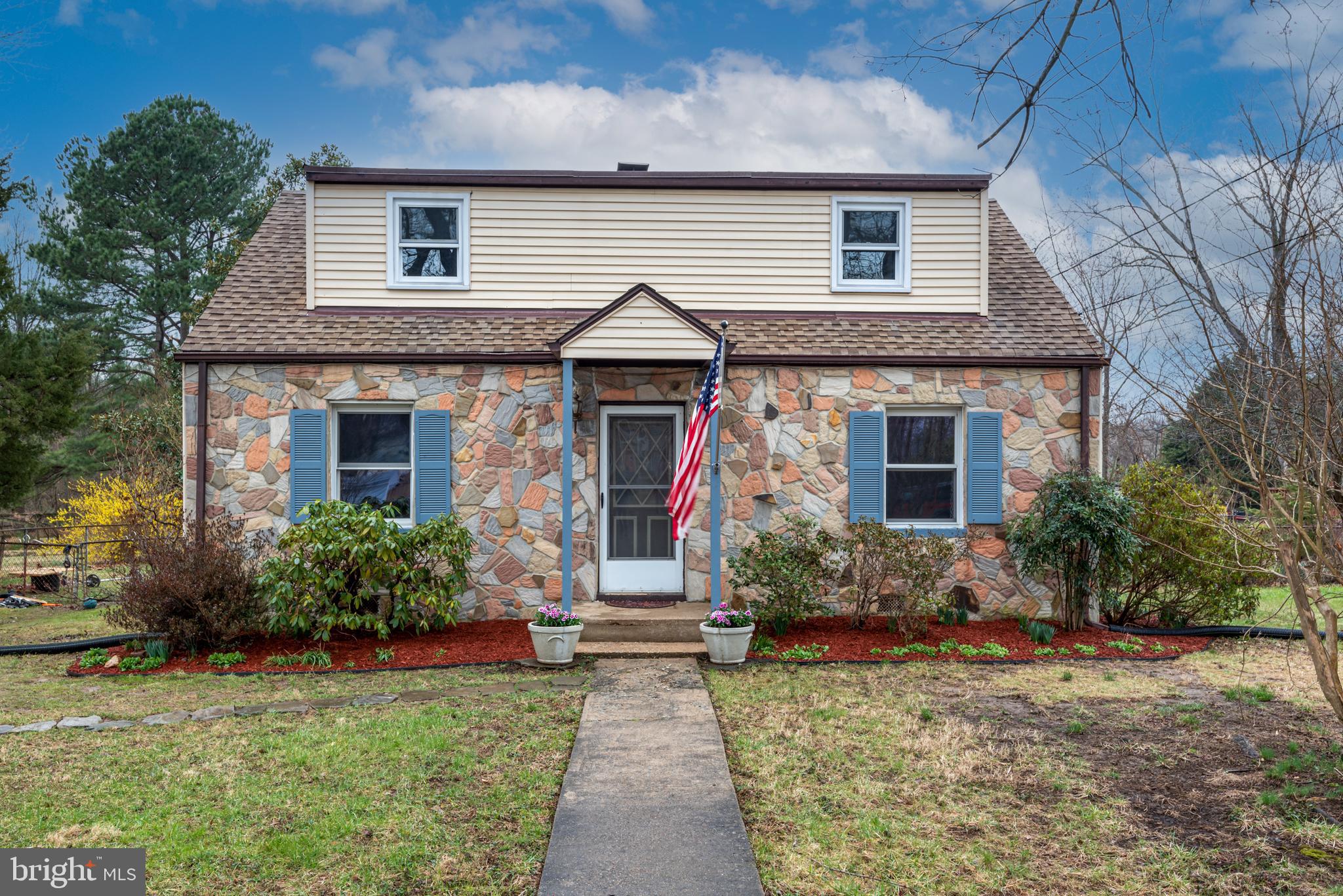 WOODLAWN ACRES - Residential