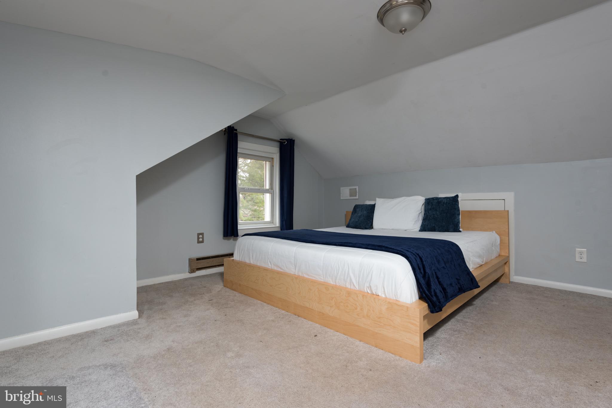 WOODLAWN ACRES - Residential