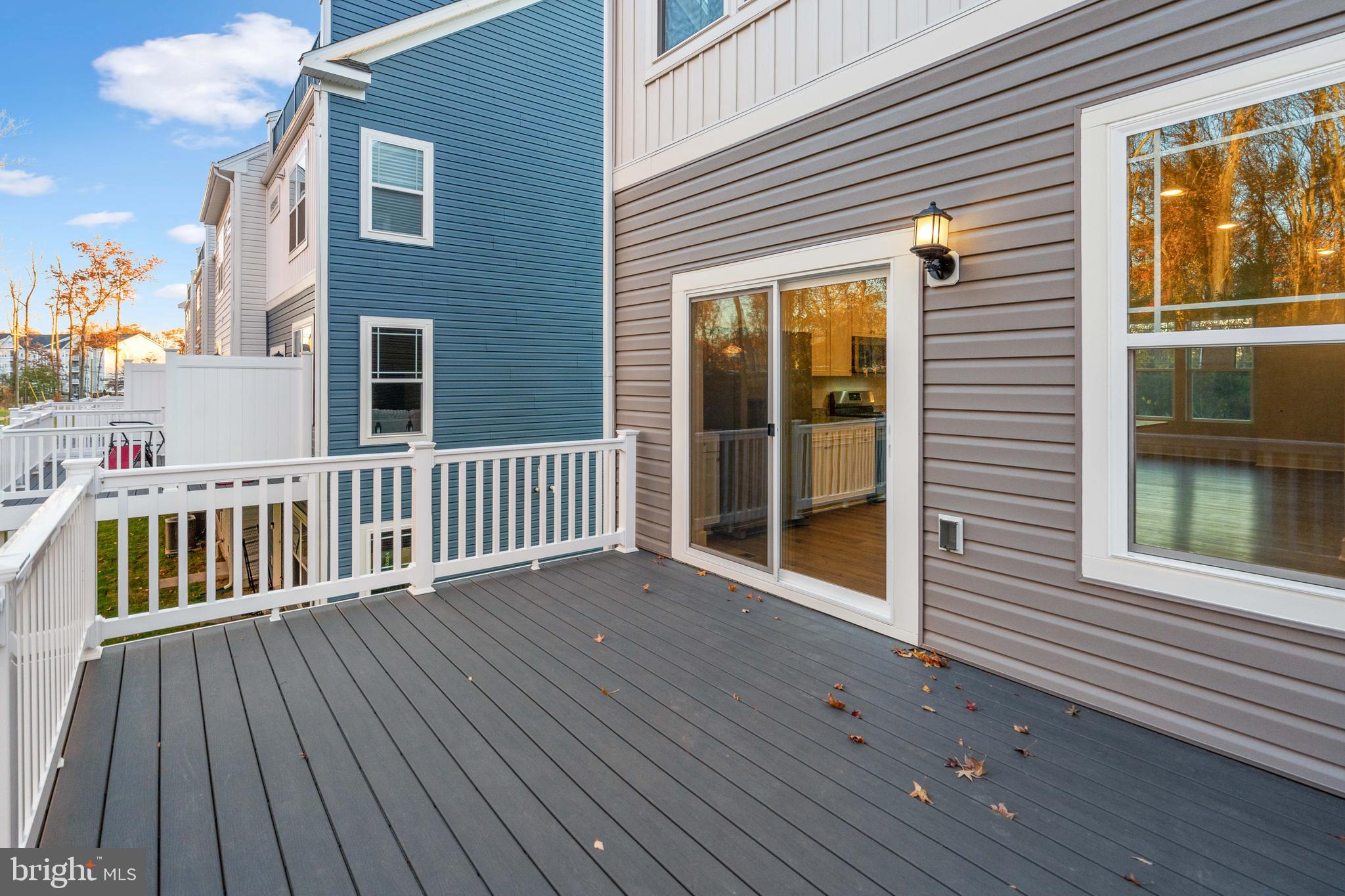 WATER'S LANDING - Residential