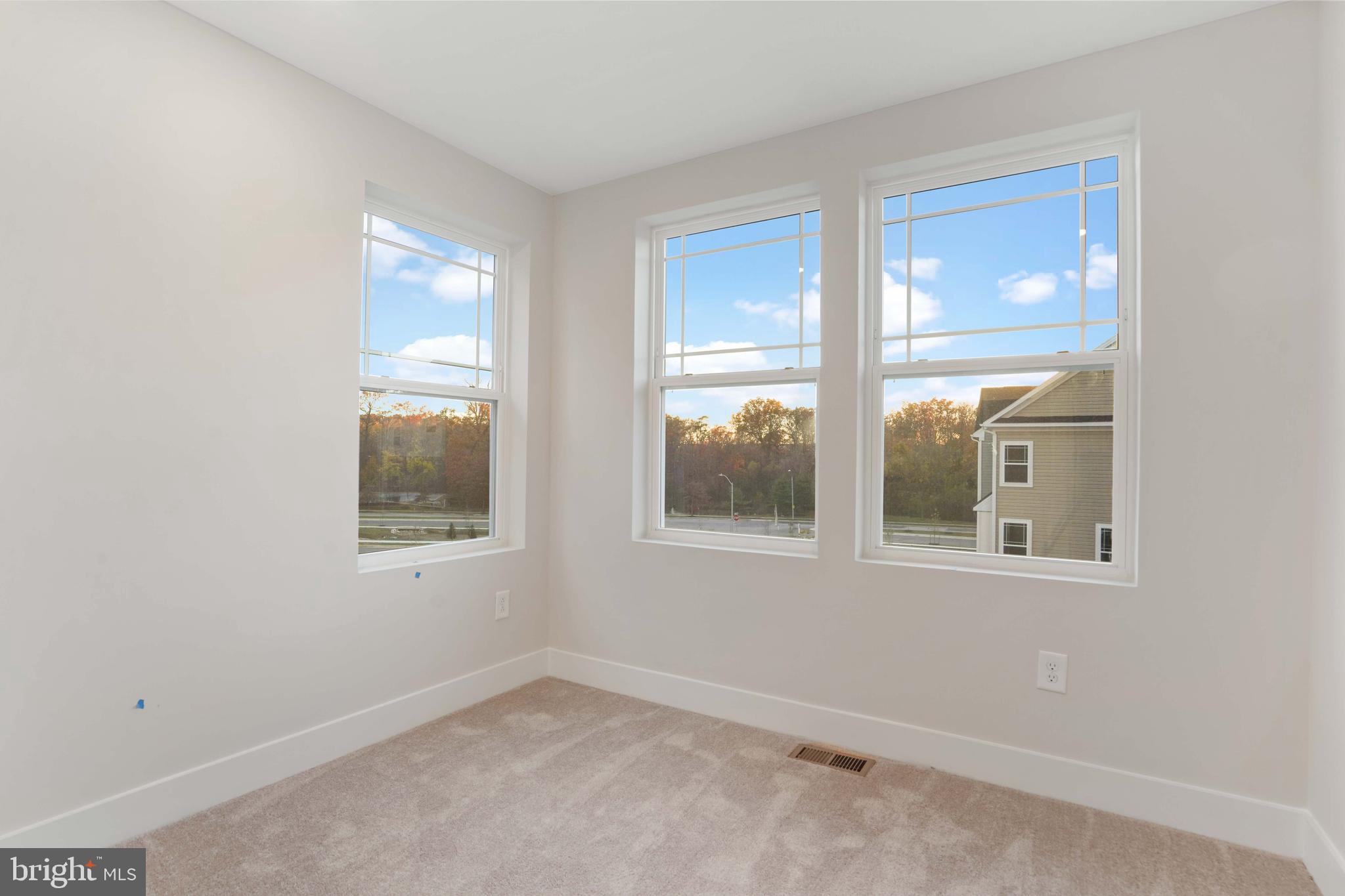 WATER'S LANDING - Residential