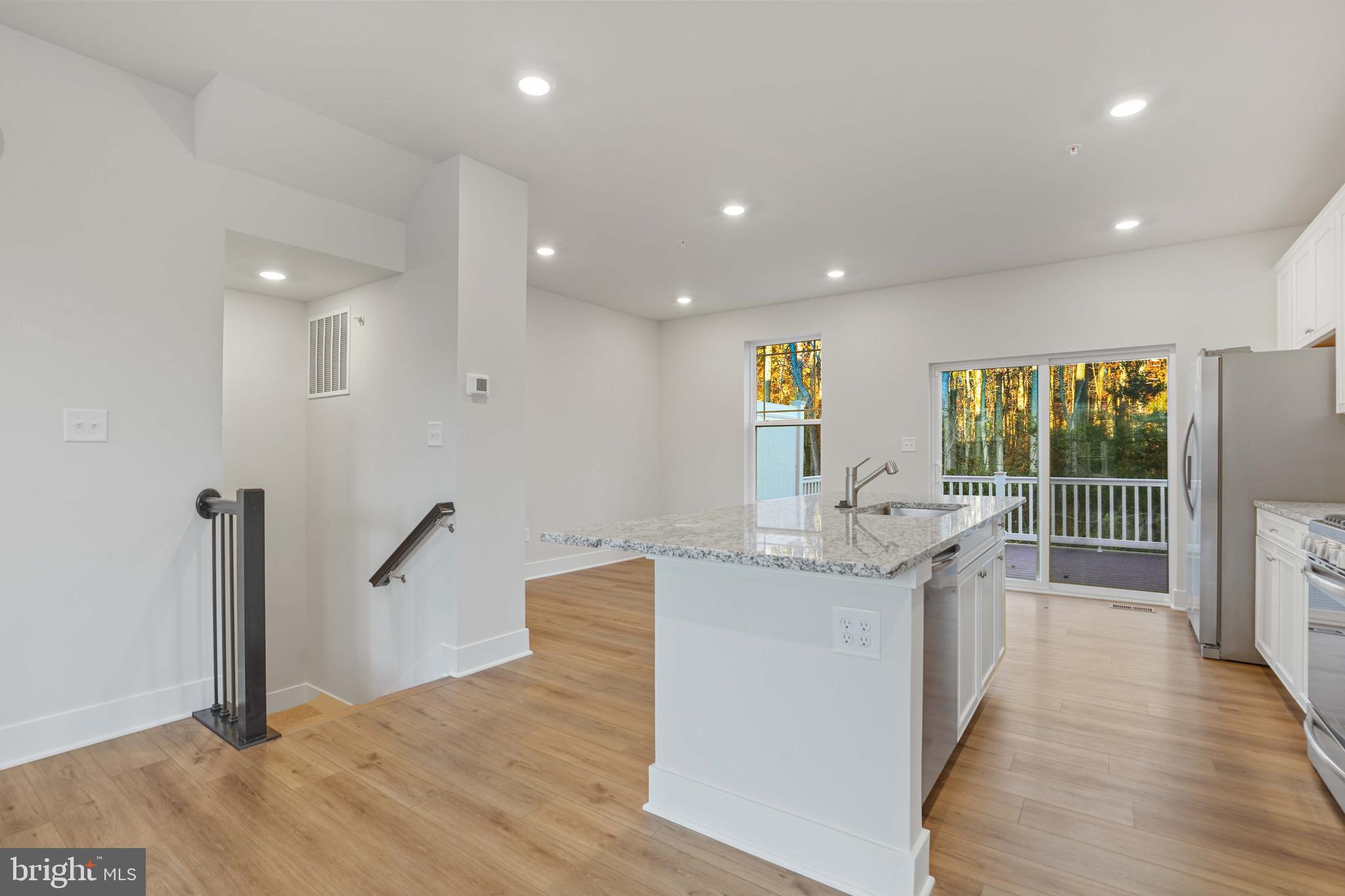 WATER'S LANDING - Residential