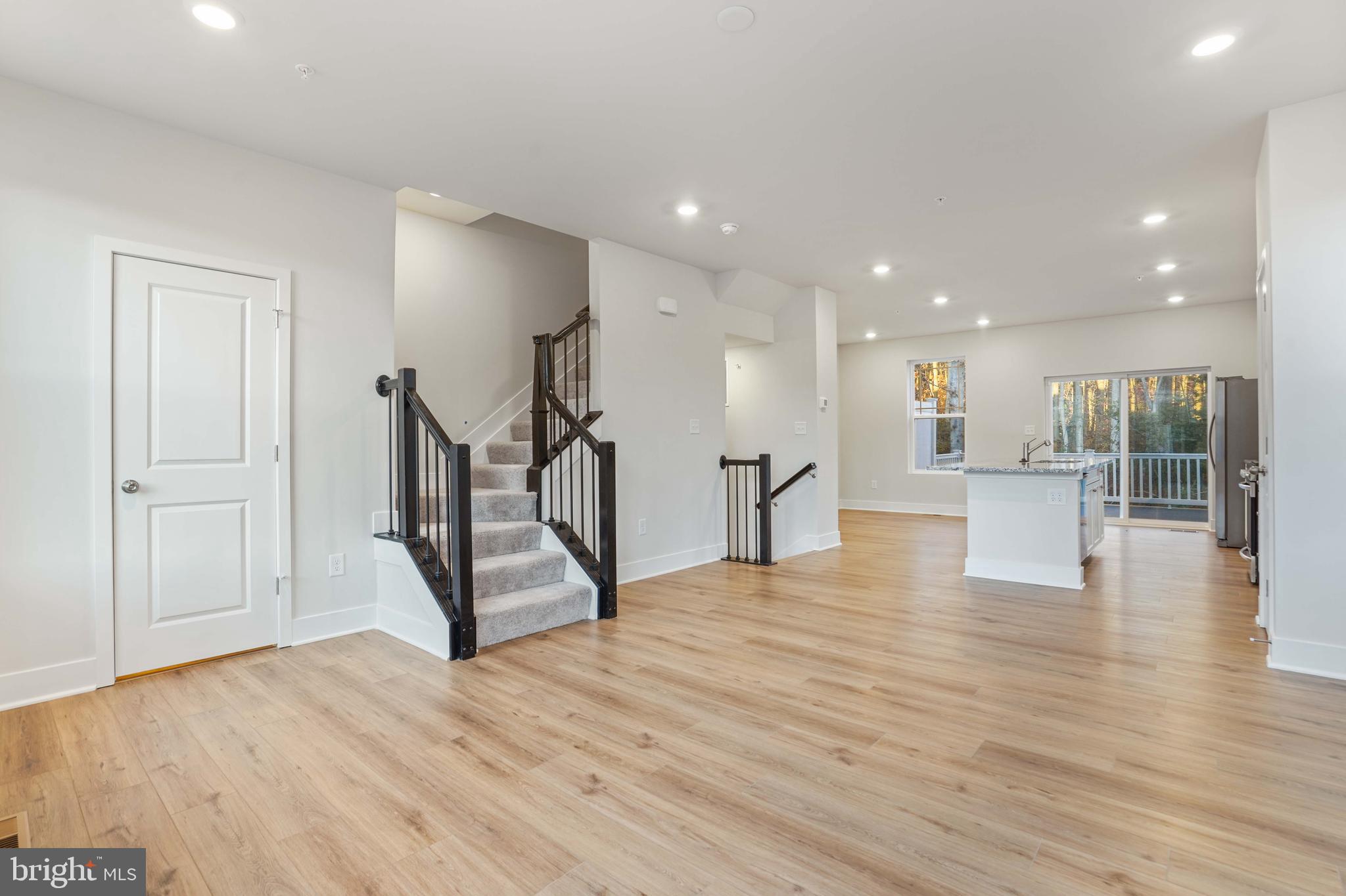 WATER'S LANDING - Residential