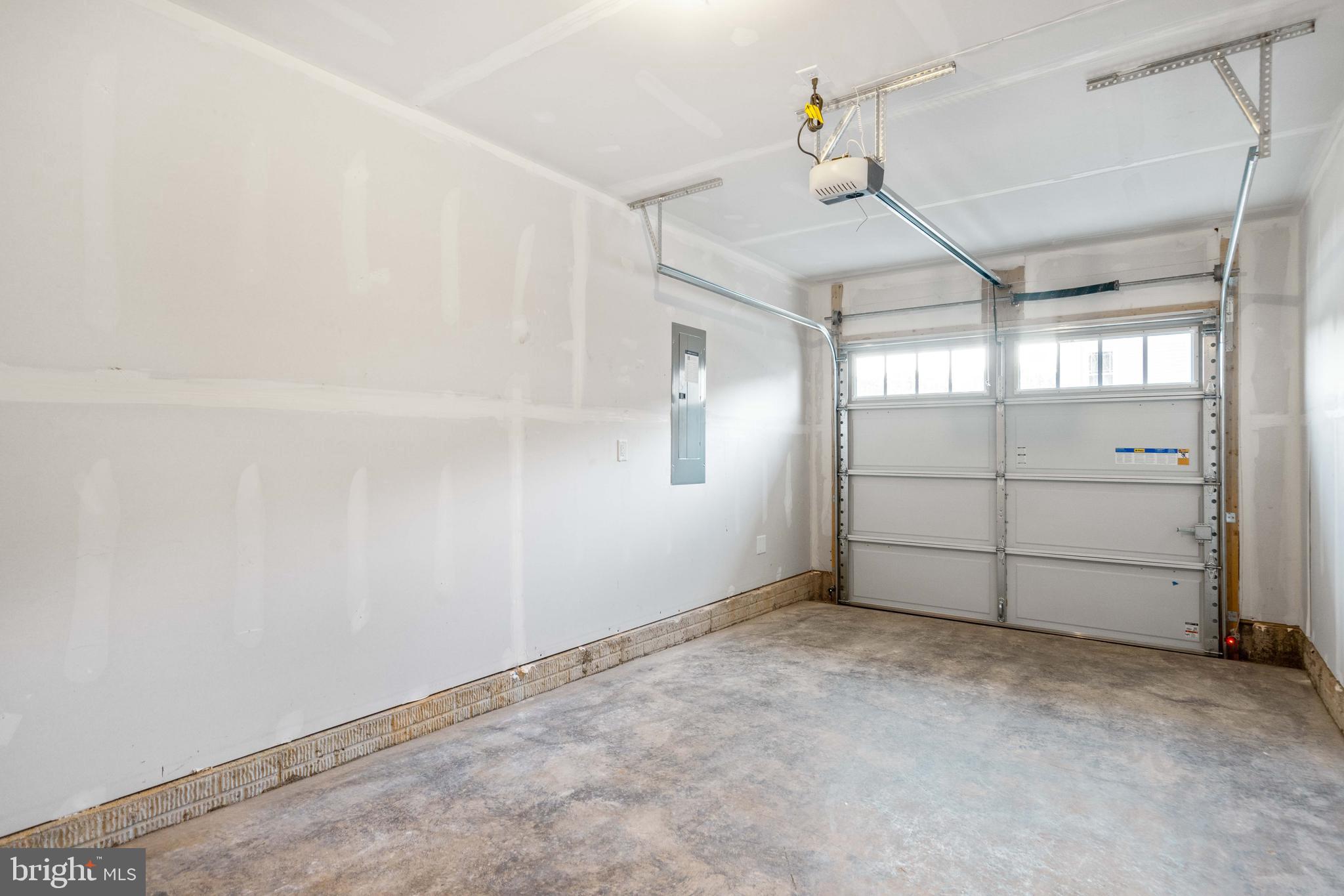 WATER'S LANDING - Residential