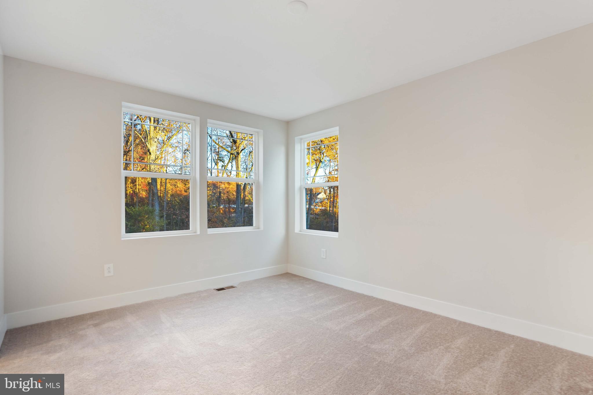 WATER'S LANDING - Residential