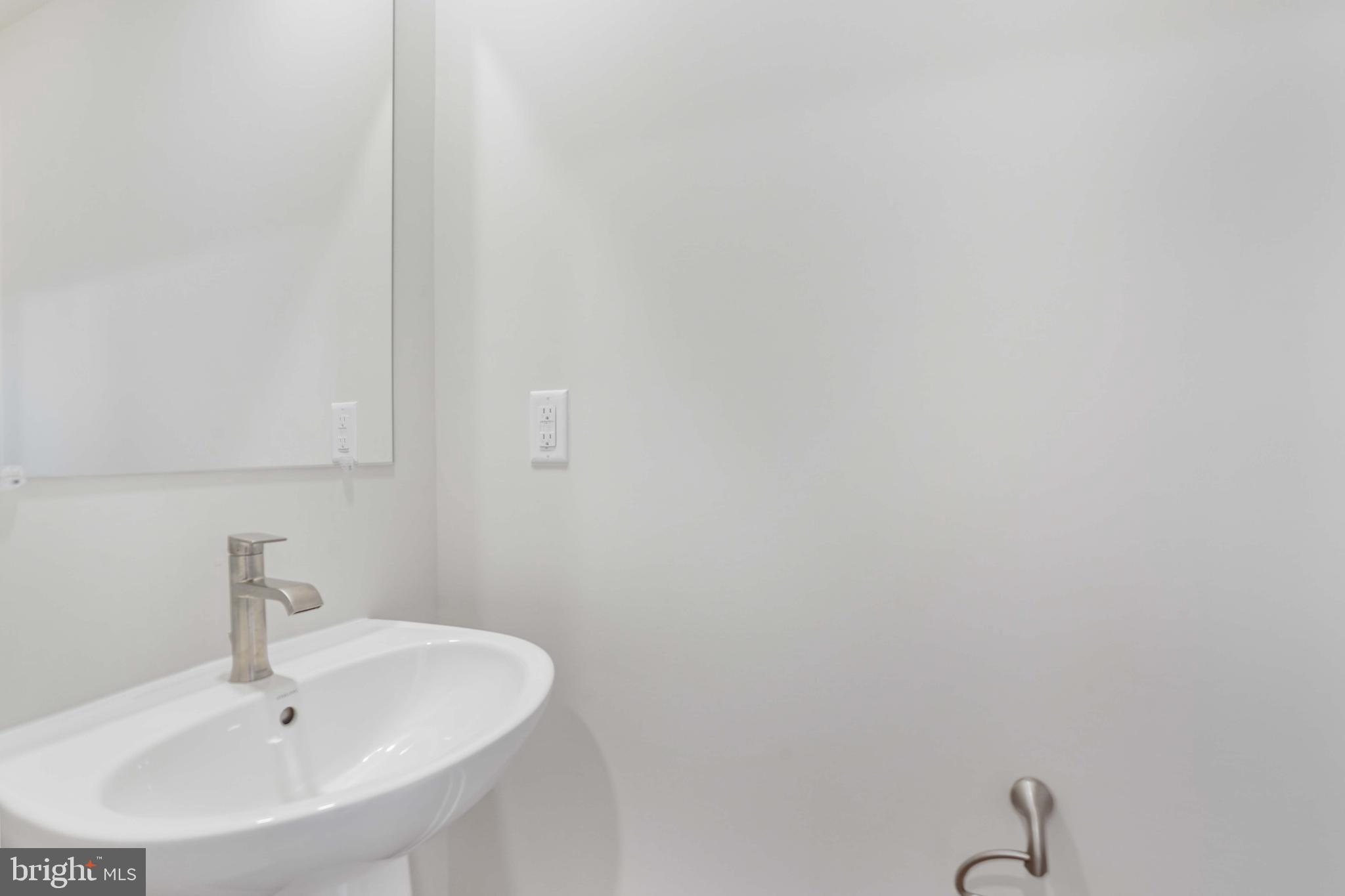 WATER'S LANDING - Residential