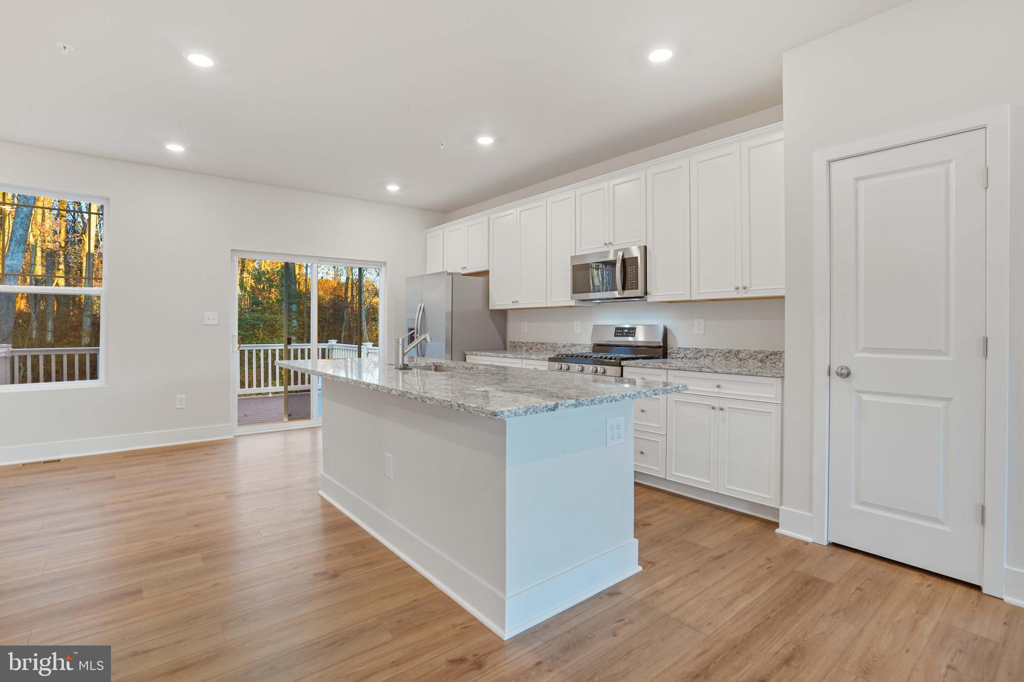 WATER'S LANDING - Residential