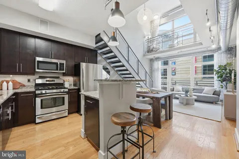 MLS: DCDC2260810