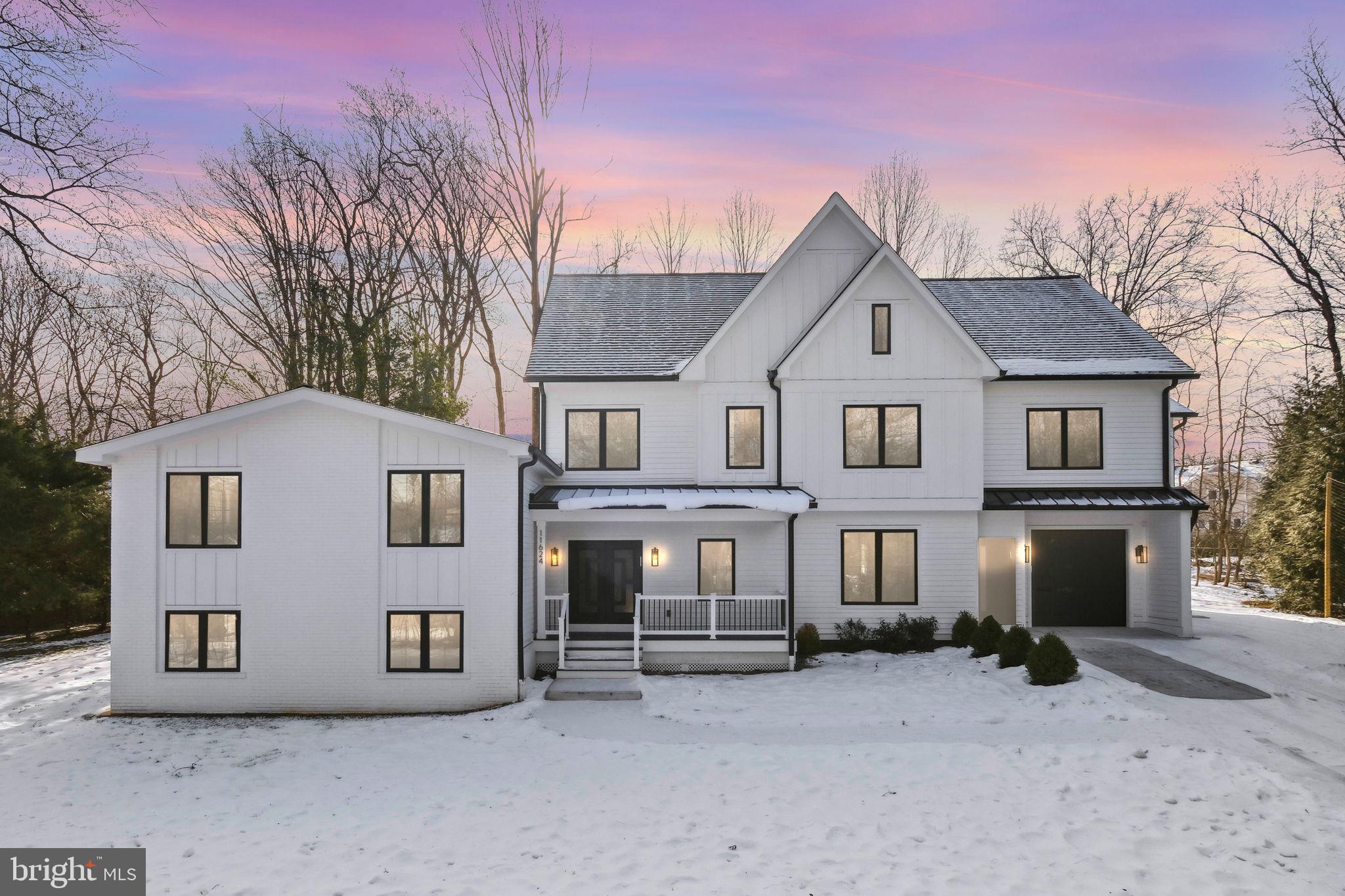 LUXMANOR - Residential