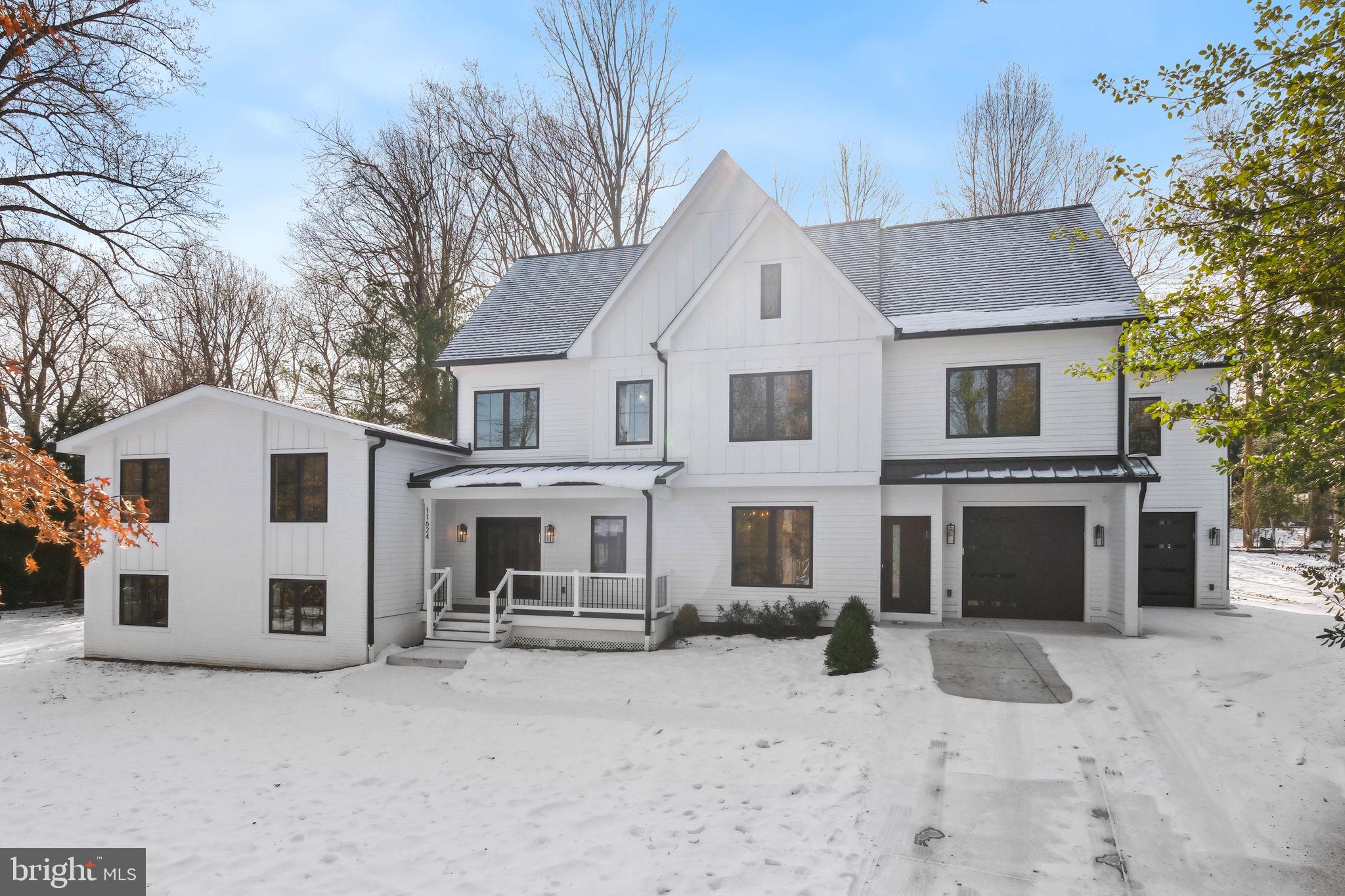 LUXMANOR - Residential