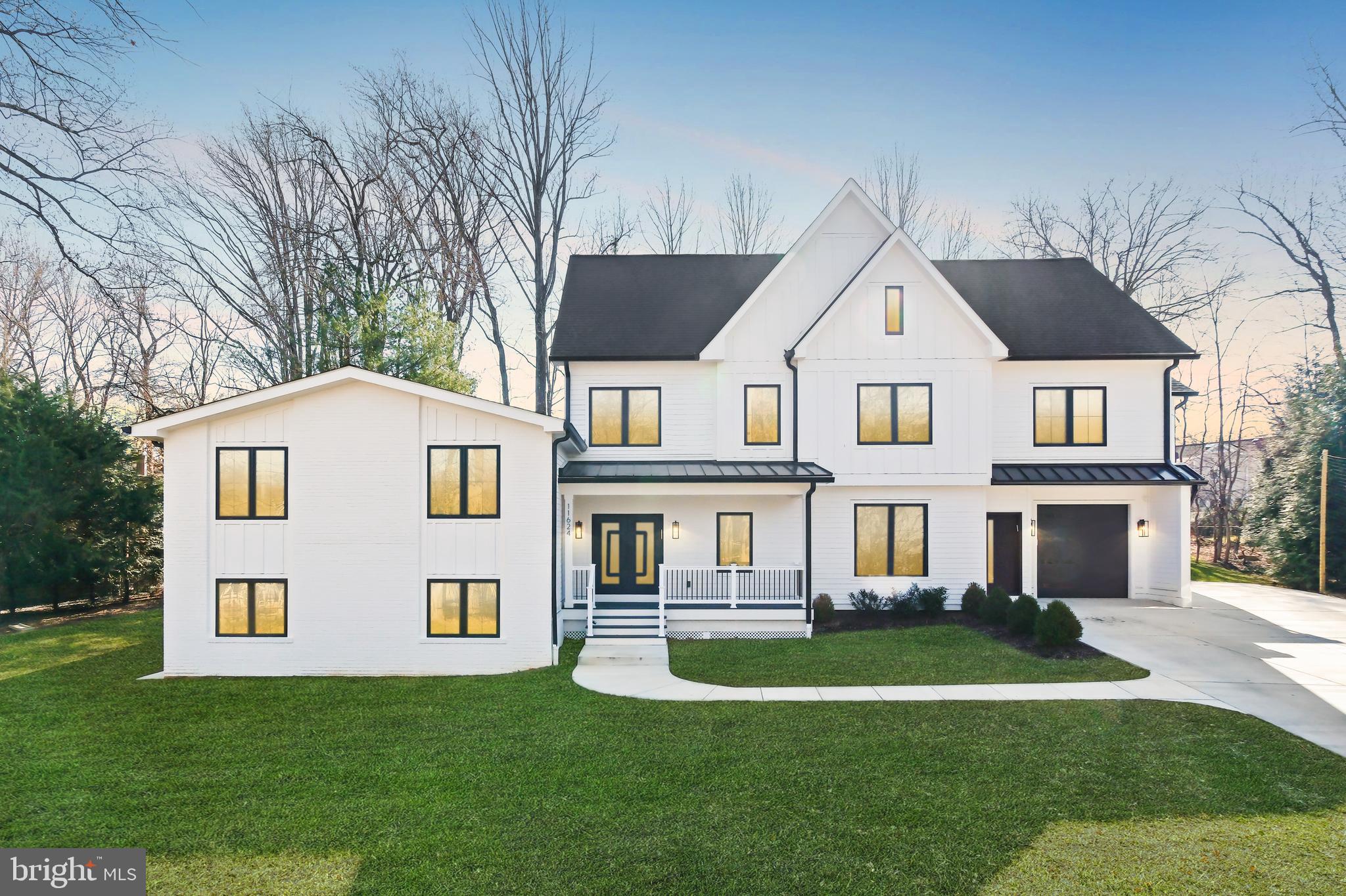 LUXMANOR - Residential