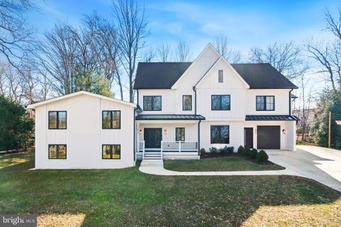 Homes For Sale - 11624 Danville Drive<br/> NORTH BETHESDA, MD 20852