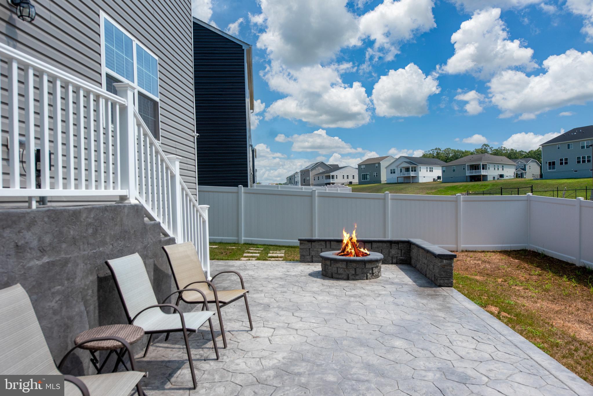 WILDERNESS SHORES - Residential