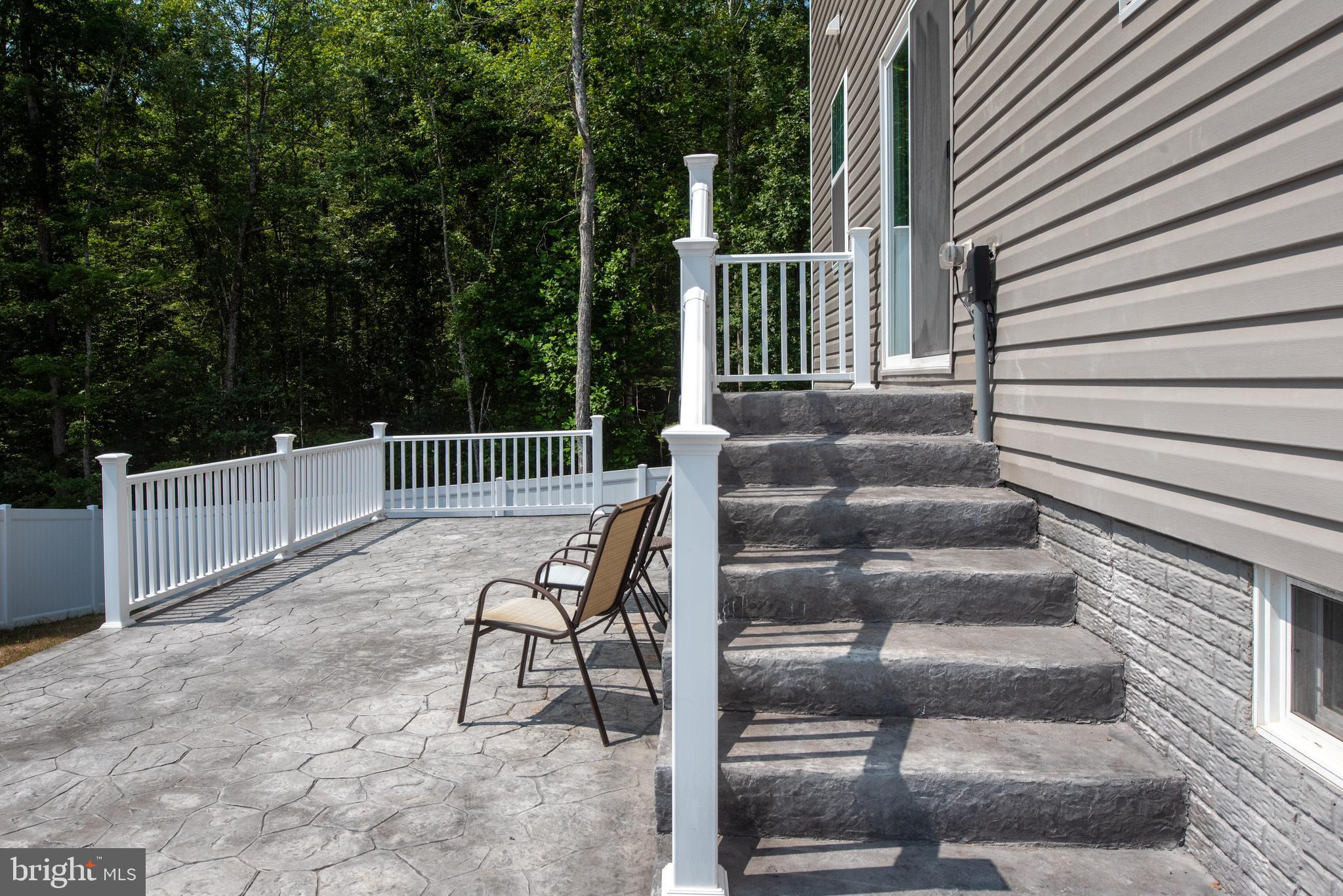 WILDERNESS SHORES - Residential