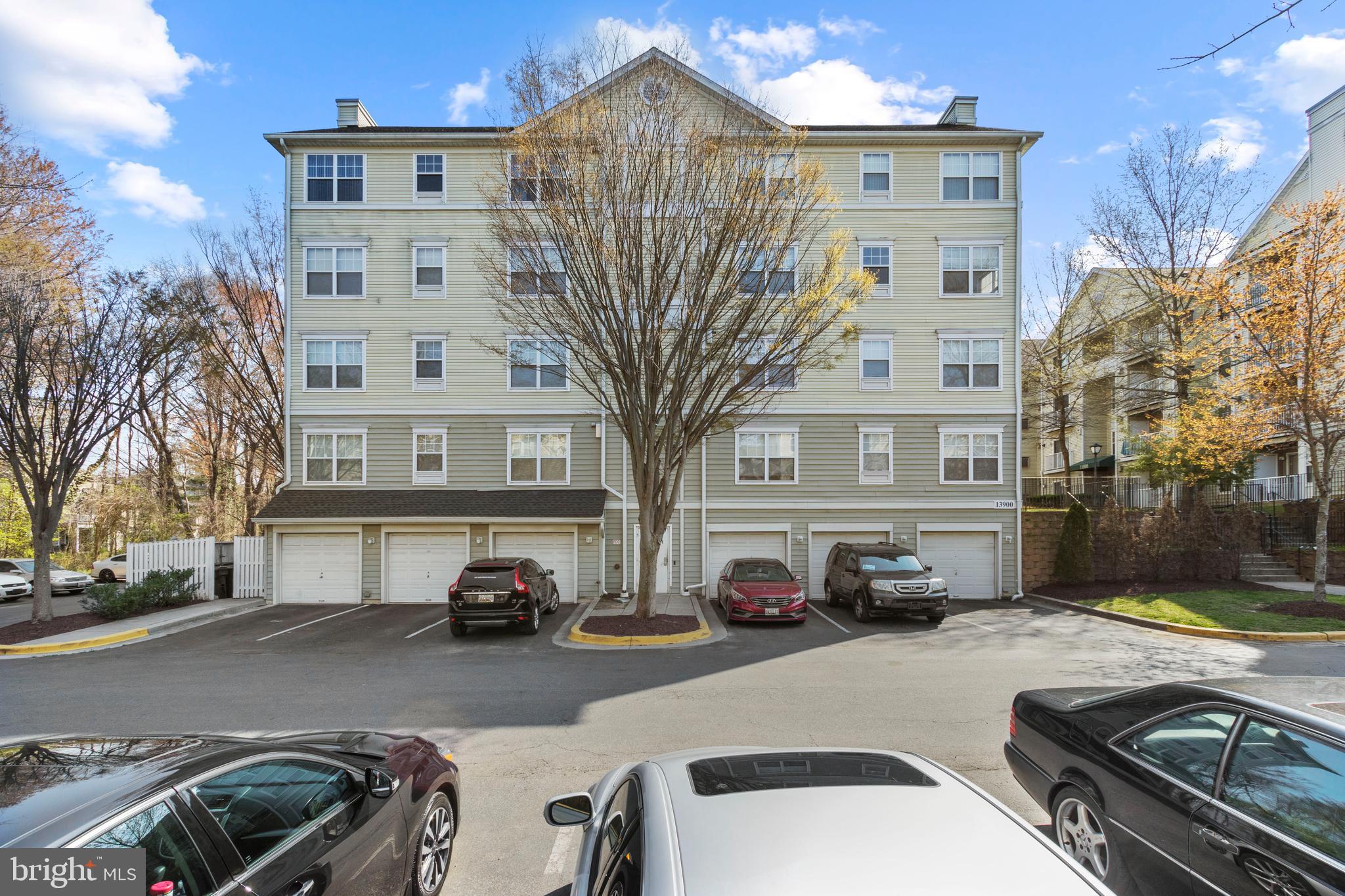 BROWN STATION - Residential