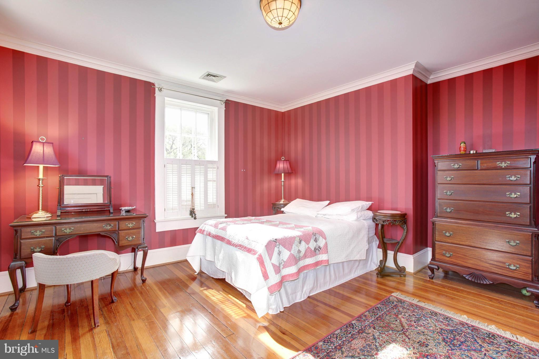 RUSTFIELD - Residential