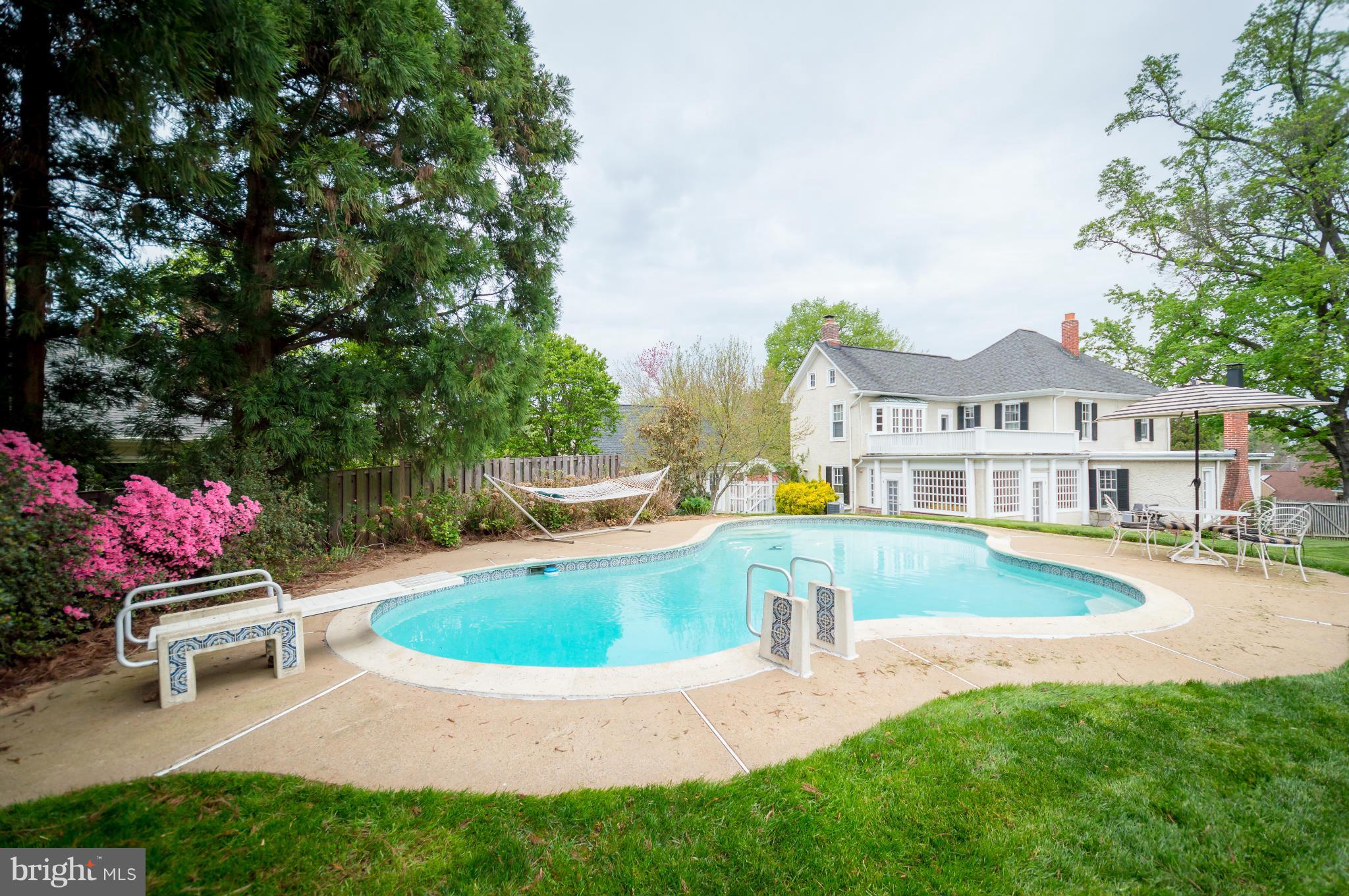 RUSTFIELD - Residential