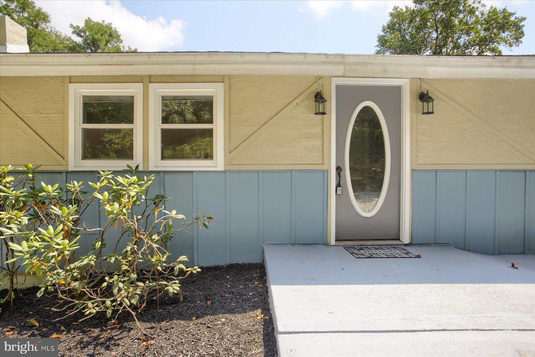 1441 ERNEY ROAD