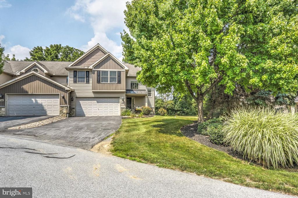 Photo of 214 FIELDCREST LN, EPHRATA, PA 17522 (MLS # PALA2038538)