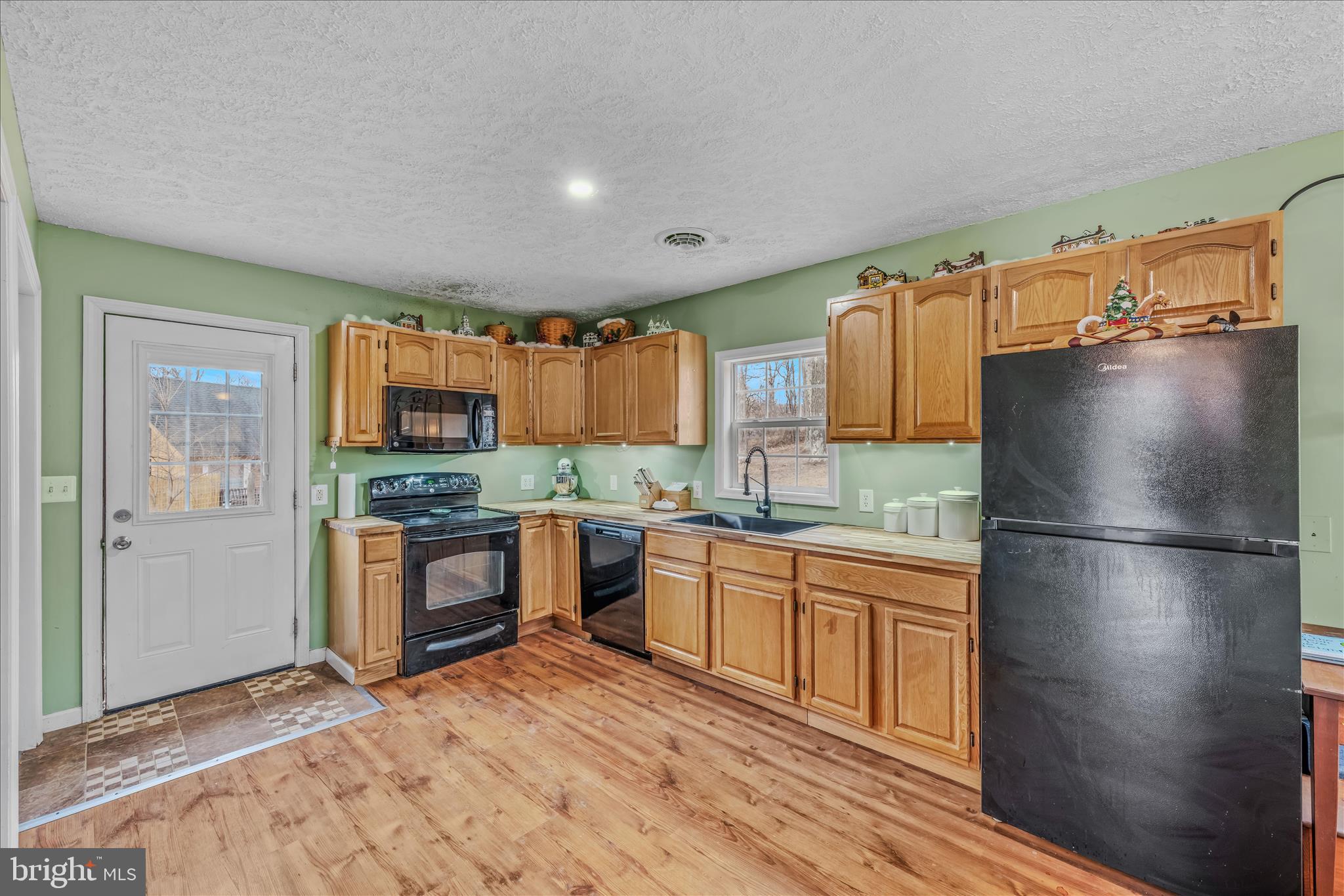 SLEEPY HOLLOW S/D - Residential