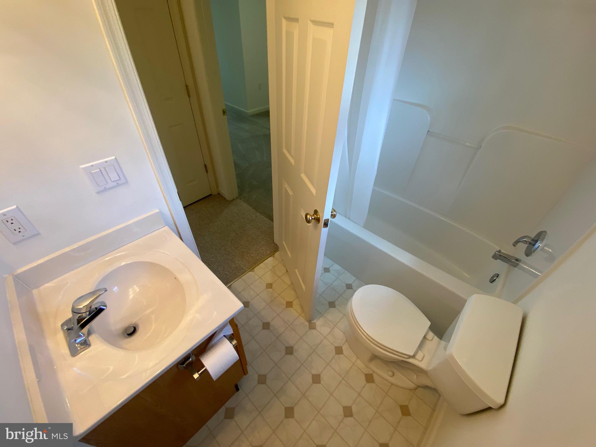 MADDEX FARM - Residential Lease