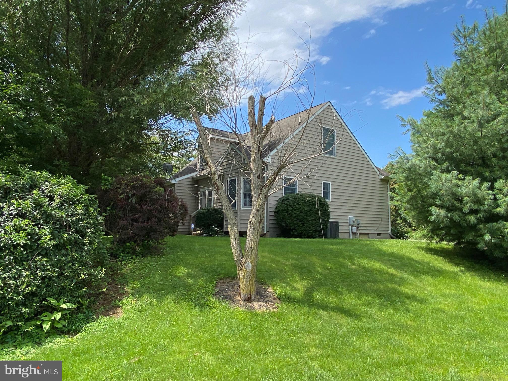 MADDEX FARM - Residential Lease