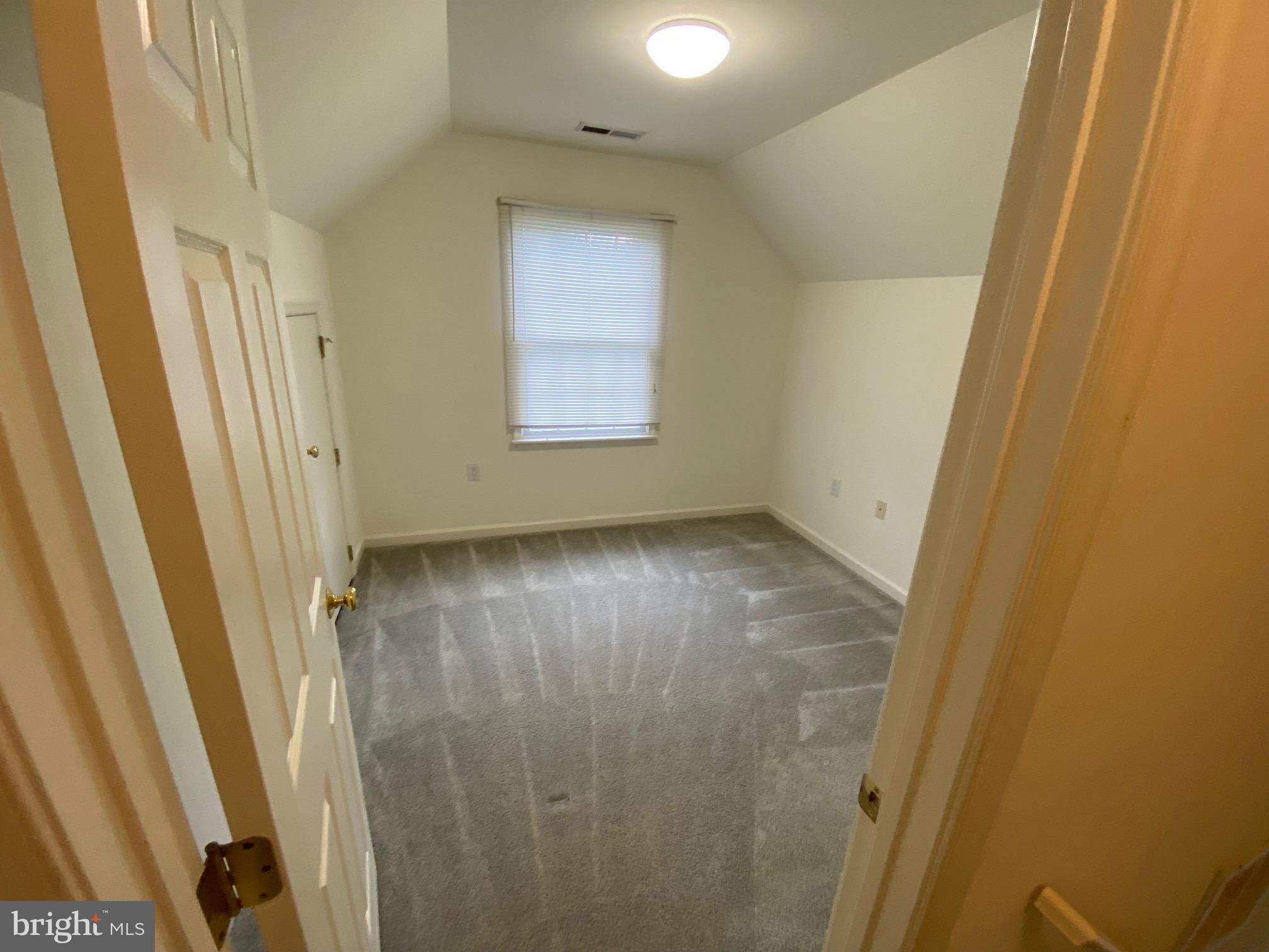 MADDEX FARM - Residential Lease