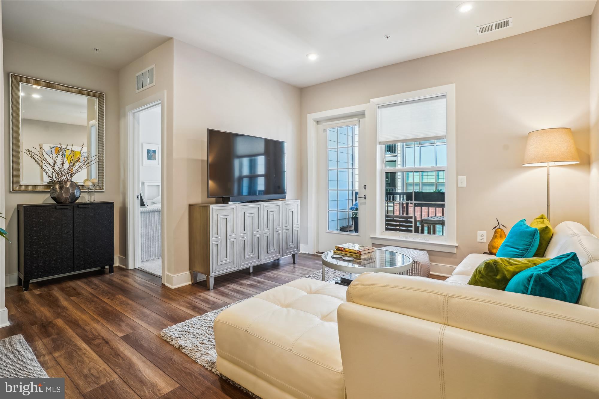 THE FLATS AT NATIONAL HARBOR - Residential