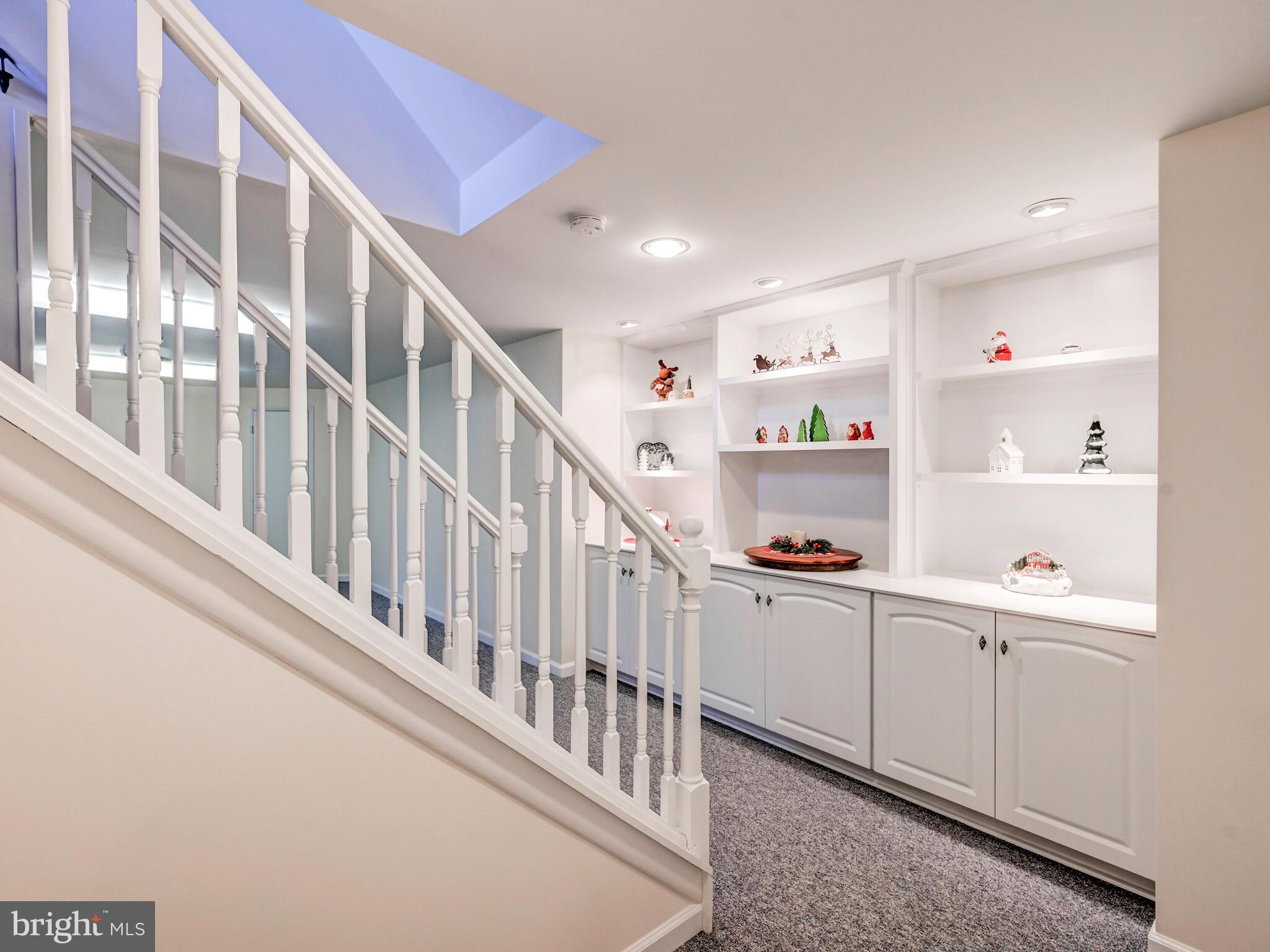 MOUNT HEBRON - Residential